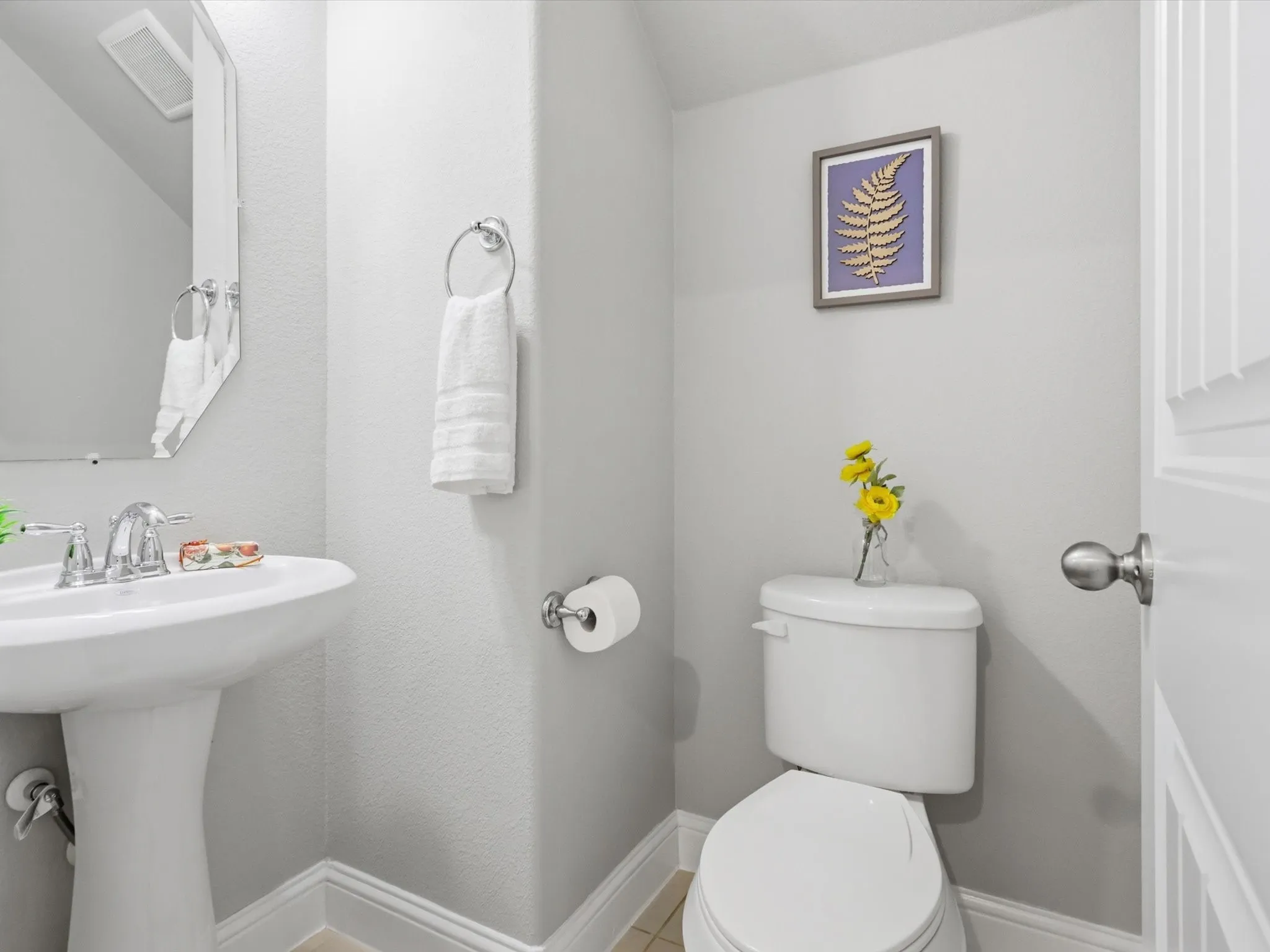 Single Family Residence For Sale in Collin County , 7717 Lake Worth Cove, Mc Kinney, Texas 75071, 4 Bedroom, 4 Bathroom, 2 Garage spaces, 2,528 Sqft, built in 2017, Preowned, mls#21174905, Real Estate Agent in Mc Kinney, Homes For Sale in Collin county, Homes For Sale in Mc Kinney, Realtor in Mc Kinney Texas, Real Estate Brokerage Independent Realty Texas, Luminita Cordes Realtor