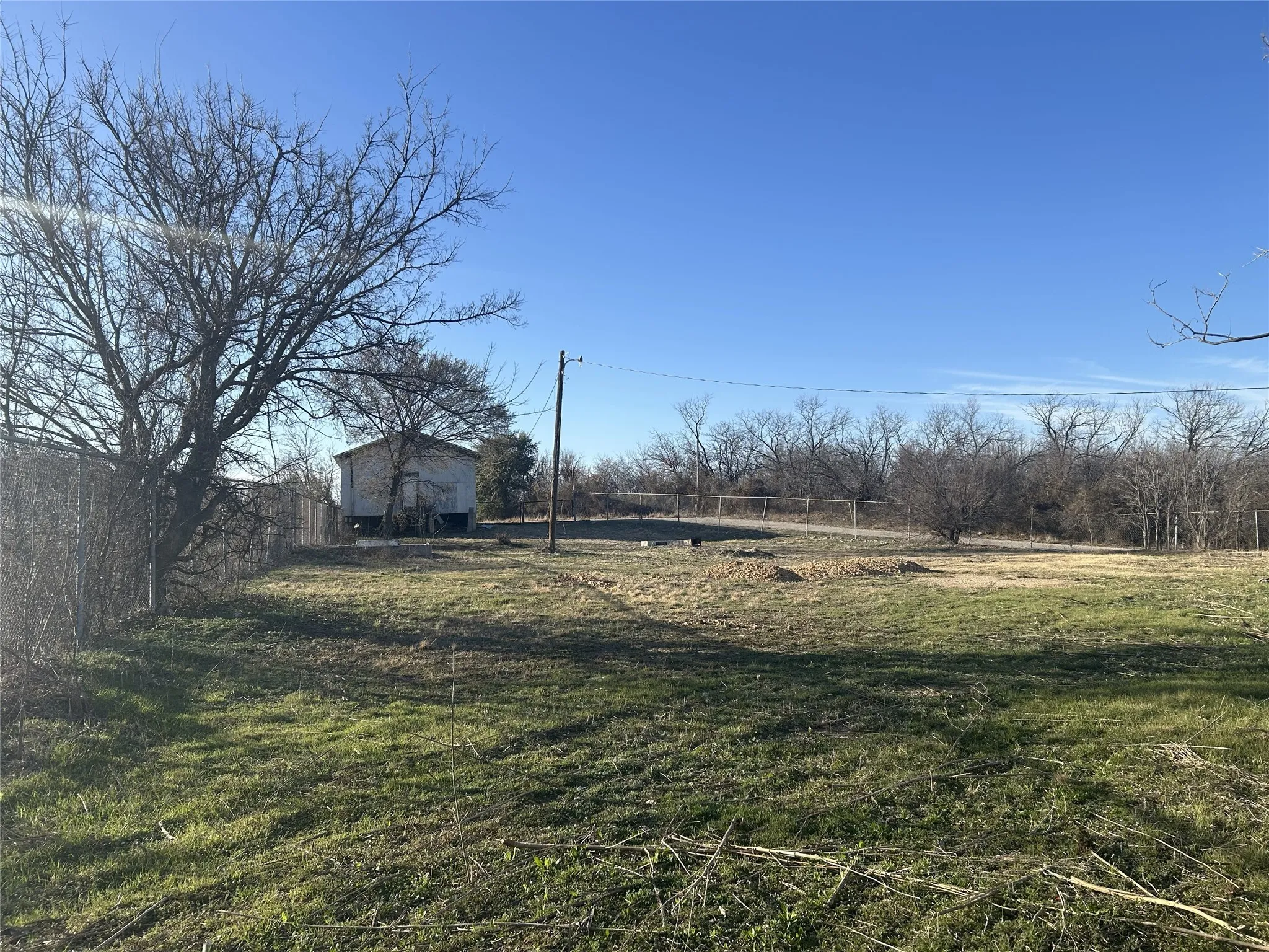 Warehouse For Sale in Coleman County , 608 E College Street, Coleman, Texas 76834, 0, 0, Garage spaces, 0 Sqft, built in 1940, Preowned, Price $60,000, mls#21185179, Real Estate Agent in Coleman, Homes For Sale in Coleman county, Homes For Sale in Coleman, Realtor in Coleman Texas, Real Estate Brokerage Independent Realty Texas, Luminita Cordes Realtor