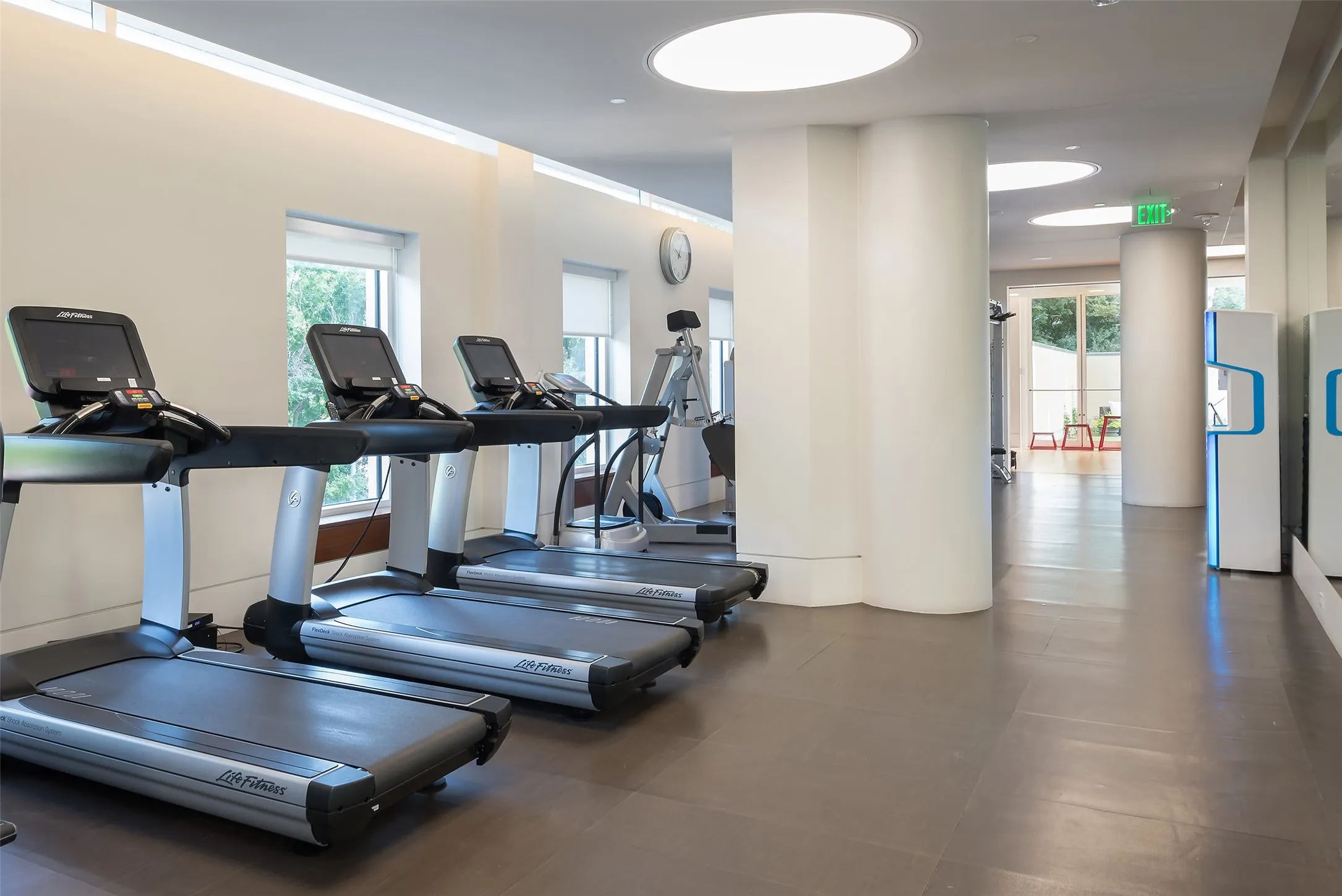 Condominium For Sale in Dallas County , 1918 Olive Street 402, Dallas, Texas 75201, 2 Bedroom, 2 Bathroom, 2 Garage spaces, 2,425 Sqft, built in 2011, mls#21183663, Real Estate Agent in Dallas, Homes For Sale in Dallas county, Homes For Sale in Dallas, Realtor in Dallas Texas, Real Estate Brokerage Independent Realty Texas, Luminita Cordes Realtor