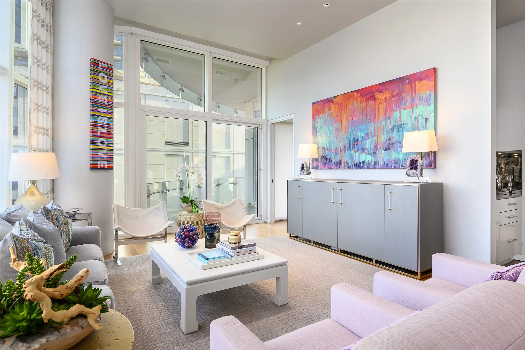 Condominium For Sale in Dallas County , 1918 Olive Street 402, Dallas, Texas 75201, 2 Bedroom, 2 Bathroom, 2 Garage spaces, 2,425 Sqft, built in 2011, mls#21183663, Real Estate Agent in Dallas, Homes For Sale in Dallas county, Homes For Sale in Dallas, Realtor in Dallas Texas, Real Estate Brokerage Independent Realty Texas, Luminita Cordes Realtor