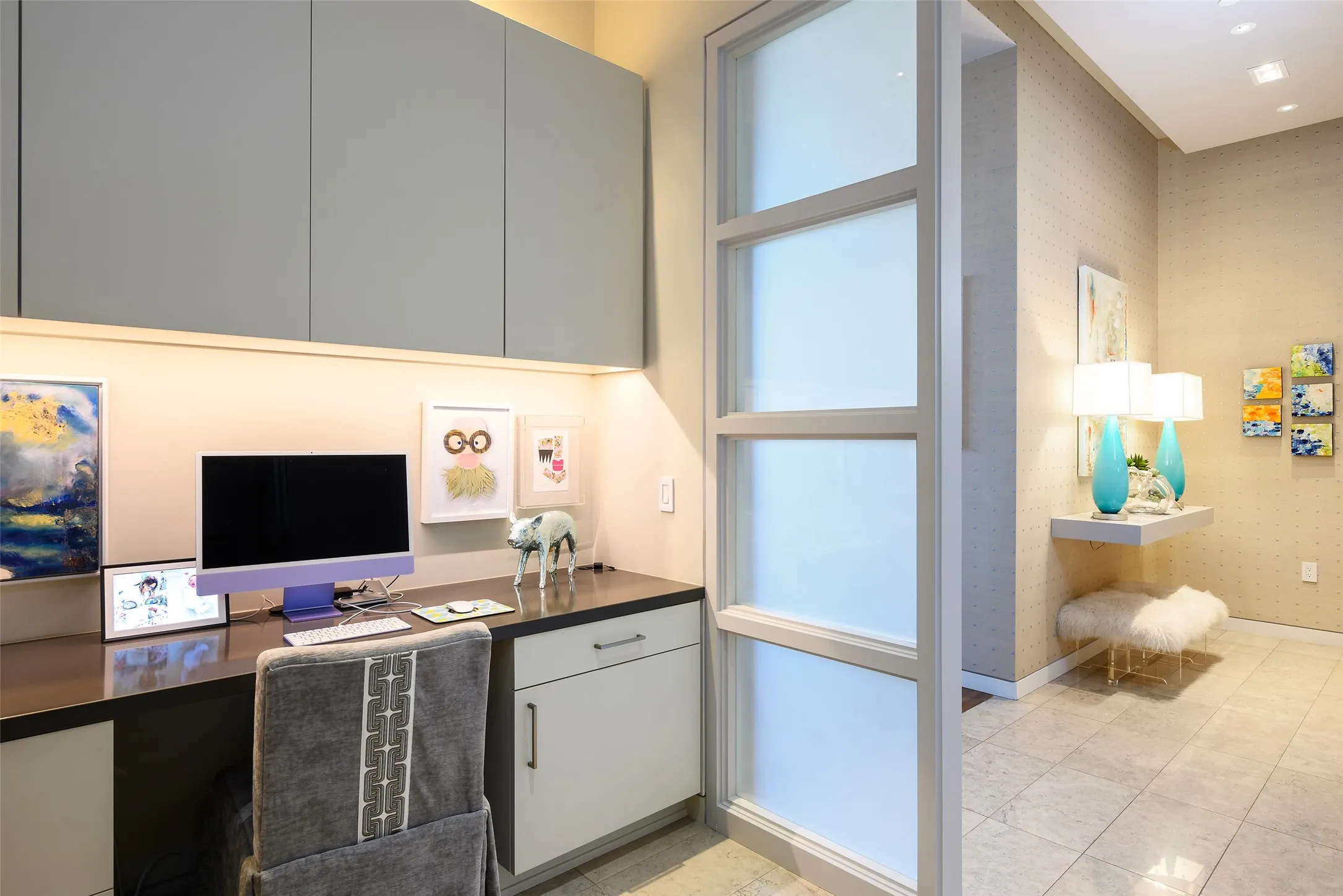 Condominium For Sale in Dallas County , 1918 Olive Street 402, Dallas, Texas 75201, 2 Bedroom, 2 Bathroom, 2 Garage spaces, 2,425 Sqft, built in 2011, mls#21183663, Real Estate Agent in Dallas, Homes For Sale in Dallas county, Homes For Sale in Dallas, Realtor in Dallas Texas, Real Estate Brokerage Independent Realty Texas, Luminita Cordes Realtor