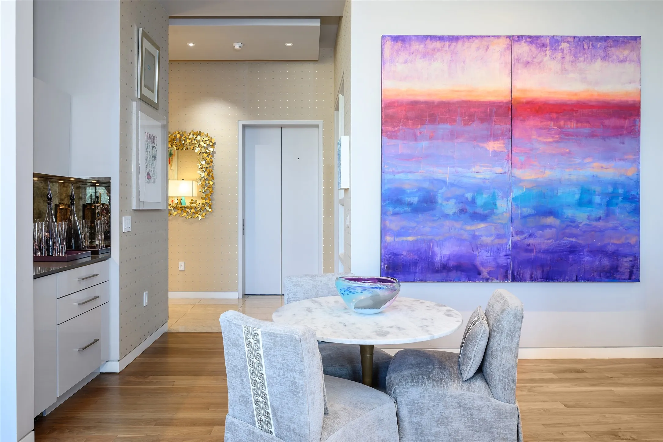 Condominium For Sale in Dallas County , 1918 Olive Street 402, Dallas, Texas 75201, 2 Bedroom, 2 Bathroom, 2 Garage spaces, 2,425 Sqft, built in 2011, mls#21183663, Real Estate Agent in Dallas, Homes For Sale in Dallas county, Homes For Sale in Dallas, Realtor in Dallas Texas, Real Estate Brokerage Independent Realty Texas, Luminita Cordes Realtor