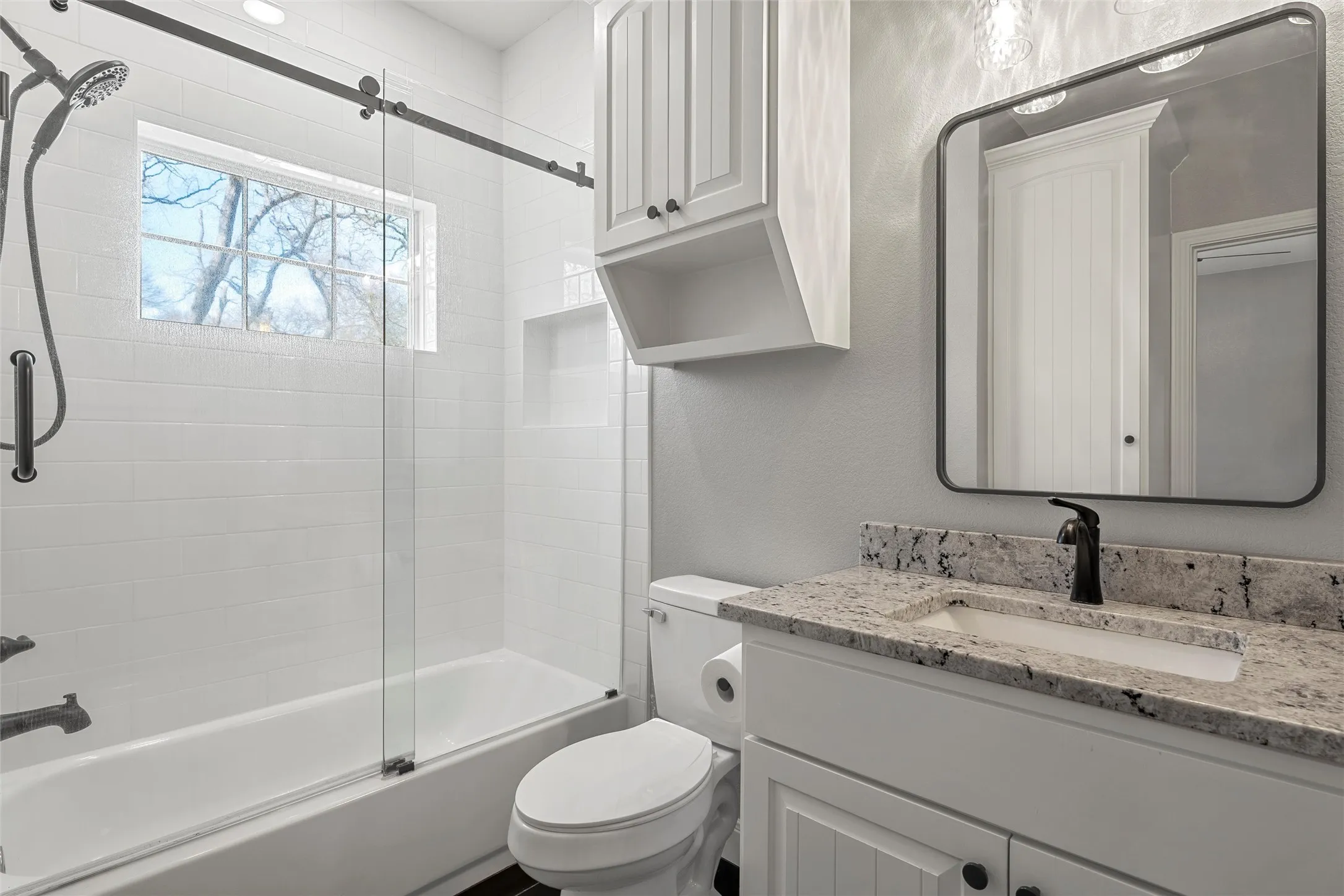 third bathroom - 117 lost oaks drive, waco, tx 76705