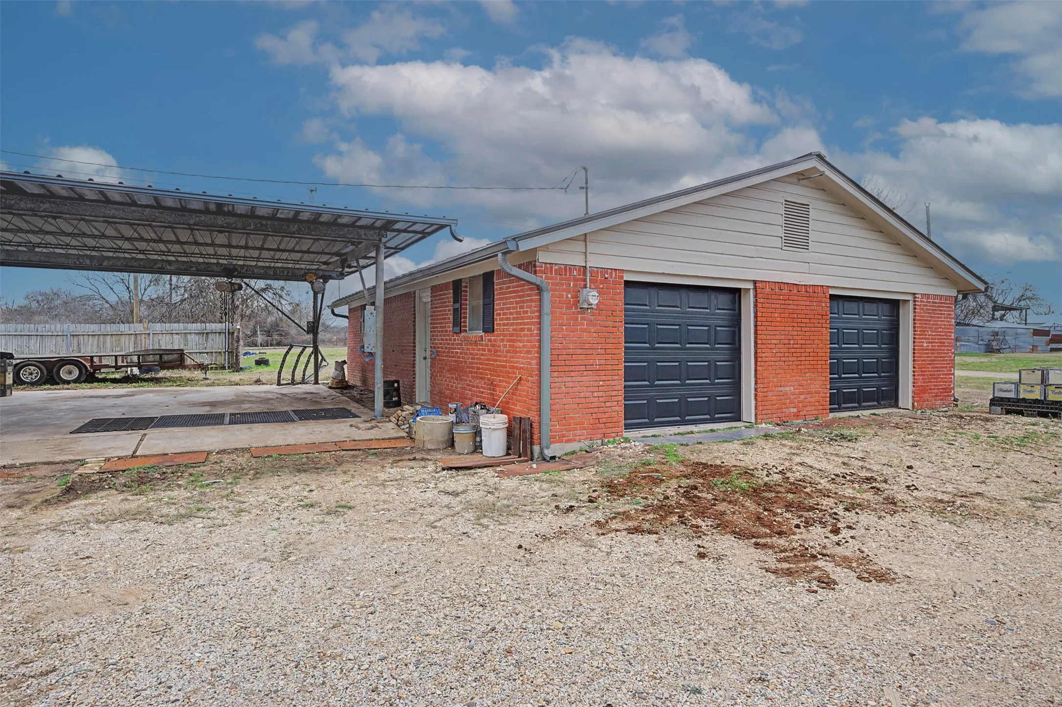 garage