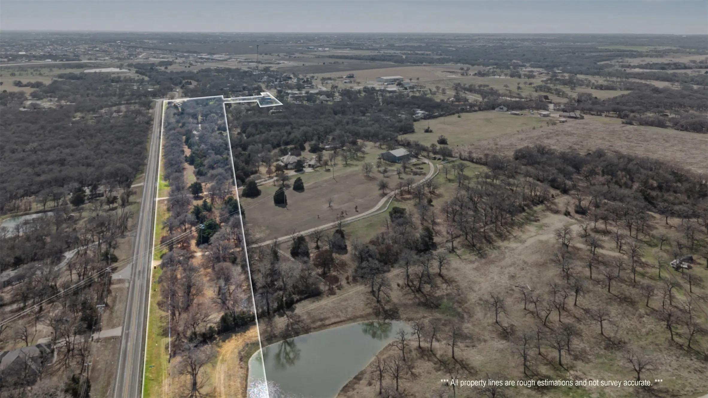 Single Family Residence For Sale in Johnson County , 8240 Kramer Street, Lillian, Texas 76061, 5 Bedroom, 2 Bathroom, 4 Garage spaces, 3,751 Sqft, built in 1975, Preowned, mls#21181879, Real Estate Agent in Lillian, Homes For Sale in Johnson county, Homes For Sale in Lillian, Realtor in Lillian Texas, Real Estate Brokerage Independent Realty Texas, Luminita Cordes Realtor
