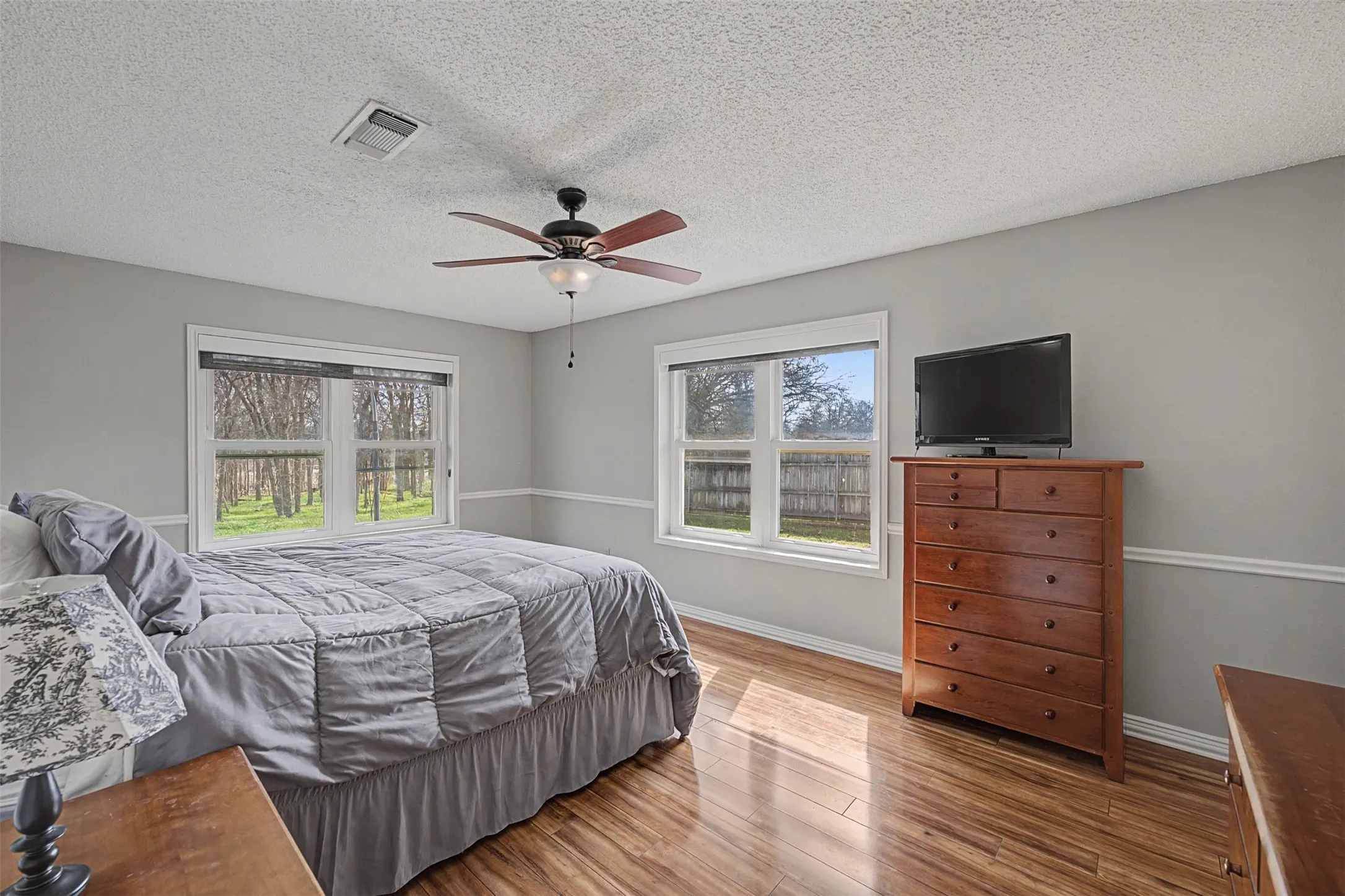 Single Family Residence For Sale in Johnson County , 8240 Kramer Street, Lillian, Texas 76061, 5 Bedroom, 2 Bathroom, 4 Garage spaces, 3,751 Sqft, built in 1975, Preowned, mls#21181879, Real Estate Agent in Lillian, Homes For Sale in Johnson county, Homes For Sale in Lillian, Realtor in Lillian Texas, Real Estate Brokerage Independent Realty Texas, Luminita Cordes Realtor