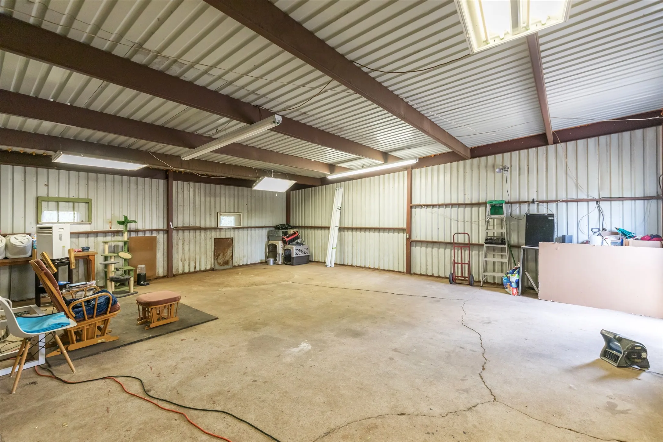 Manufactured Home For Sale in Jones County , 7256 Fm 3326 S, Hawley, Texas 79525, 3 Bedroom, 2 Bathroom, 1 Garage spaces, 1,568 Sqft, built in 1996, mls#21182780, Real Estate Agent in Hawley, Homes For Sale in Jones county, Homes For Sale in Hawley, Realtor in Hawley Texas, Real Estate Brokerage Independent Realty Texas, Luminita Cordes Realtor