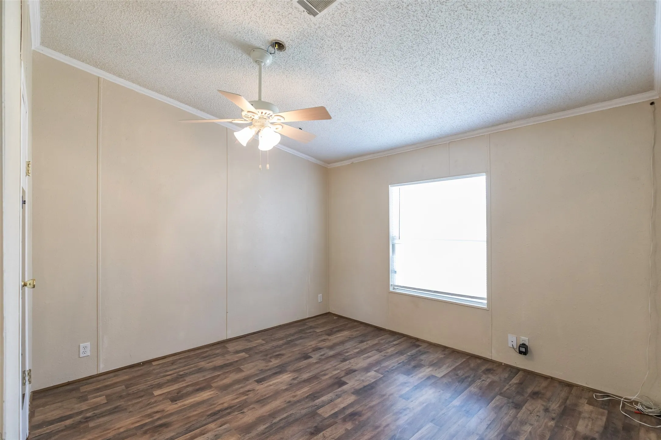 Manufactured Home For Sale in Jones County , 7256 Fm 3326 S, Hawley, Texas 79525, 3 Bedroom, 2 Bathroom, 1 Garage spaces, 1,568 Sqft, built in 1996, mls#21182780, Real Estate Agent in Hawley, Homes For Sale in Jones county, Homes For Sale in Hawley, Realtor in Hawley Texas, Real Estate Brokerage Independent Realty Texas, Luminita Cordes Realtor