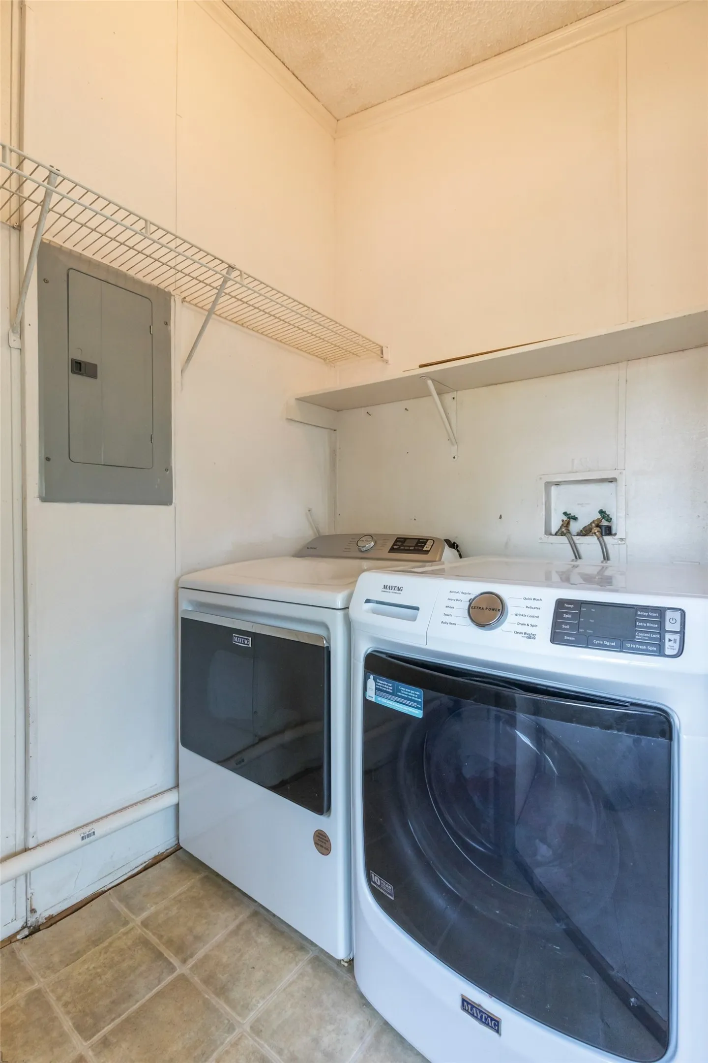 Manufactured Home For Sale in Jones County , 7256 Fm 3326 S, Hawley, Texas 79525, 3 Bedroom, 2 Bathroom, 1 Garage spaces, 1,568 Sqft, built in 1996, mls#21182780, Real Estate Agent in Hawley, Homes For Sale in Jones county, Homes For Sale in Hawley, Realtor in Hawley Texas, Real Estate Brokerage Independent Realty Texas, Luminita Cordes Realtor