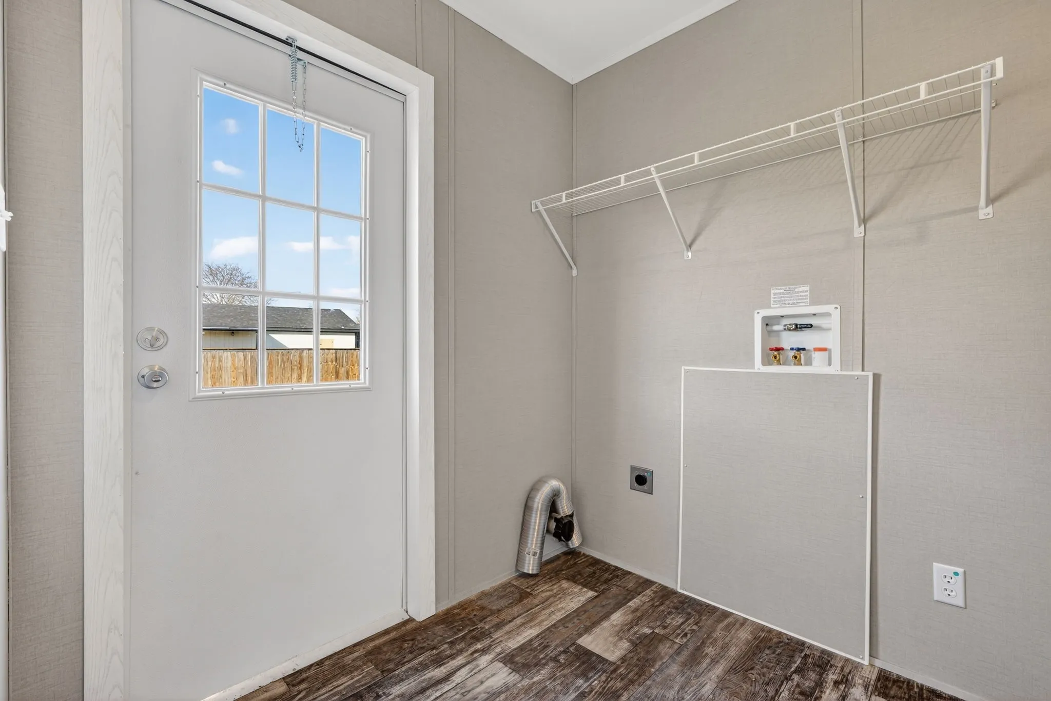 Manufactured Home For Sale in Palo Pinto County , 104 4th Street, Graford, Texas 76449, 4 Bedroom, 2 Bathroom, Garage spaces, 1,568 Sqft, built in 2025, New Construction - Complete, mls#21185530, Real Estate Agent in Graford, Homes For Sale in Palo Pinto county, Homes For Sale in Graford, Realtor in Graford Texas, Real Estate Brokerage Independent Realty Texas, Luminita Cordes Realtor
