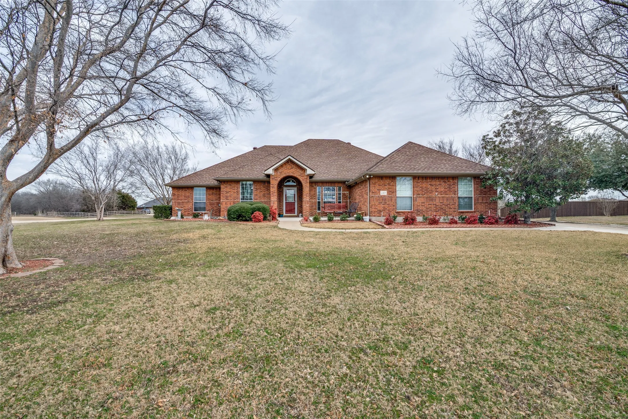 Single Family Residence For Sale in Collin County , 2408 Silver Maple Drive, St Paul, Texas 75098, 4 Bedroom, 3 Bathroom, 1 Garage spaces, 3,058 Sqft, built in 2004, mls#21183592, Real Estate Agent in St Paul, Homes For Sale in Collin county, Homes For Sale in St Paul, Realtor in St Paul Texas, Real Estate Brokerage Independent Realty Texas, Luminita Cordes Realtor