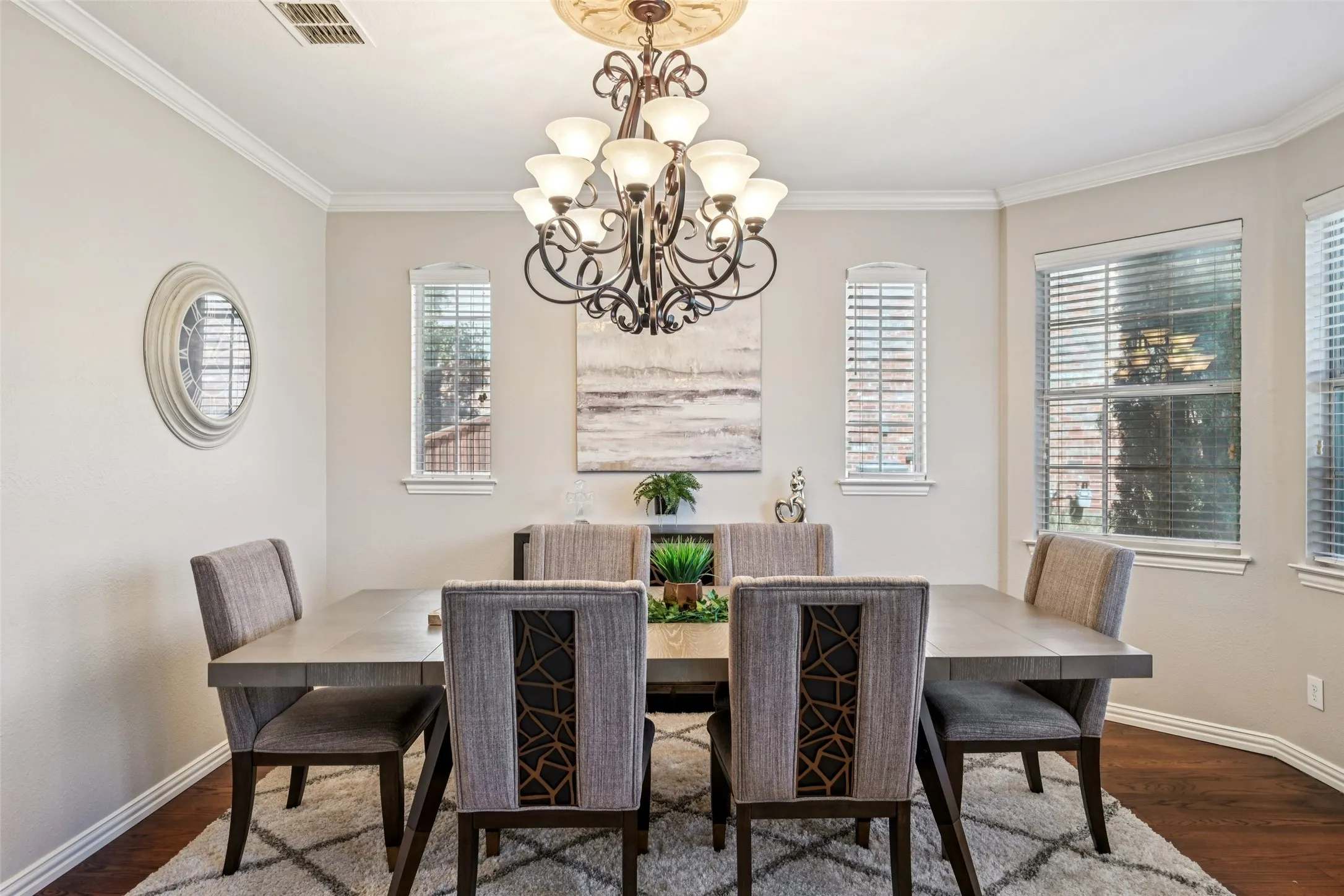 Single Family Residence For Sale in Dallas County , 601 Belclaire Terrace, De Soto, Texas 75115, 5 Bedroom, 4 Bathroom, 3 Garage spaces, 4,098 Sqft, built in 2003, mls#21185326, Real Estate Agent in De Soto, Homes For Sale in Dallas county, Homes For Sale in De Soto, Realtor in De Soto Texas, Real Estate Brokerage Independent Realty Texas, Luminita Cordes Realtor