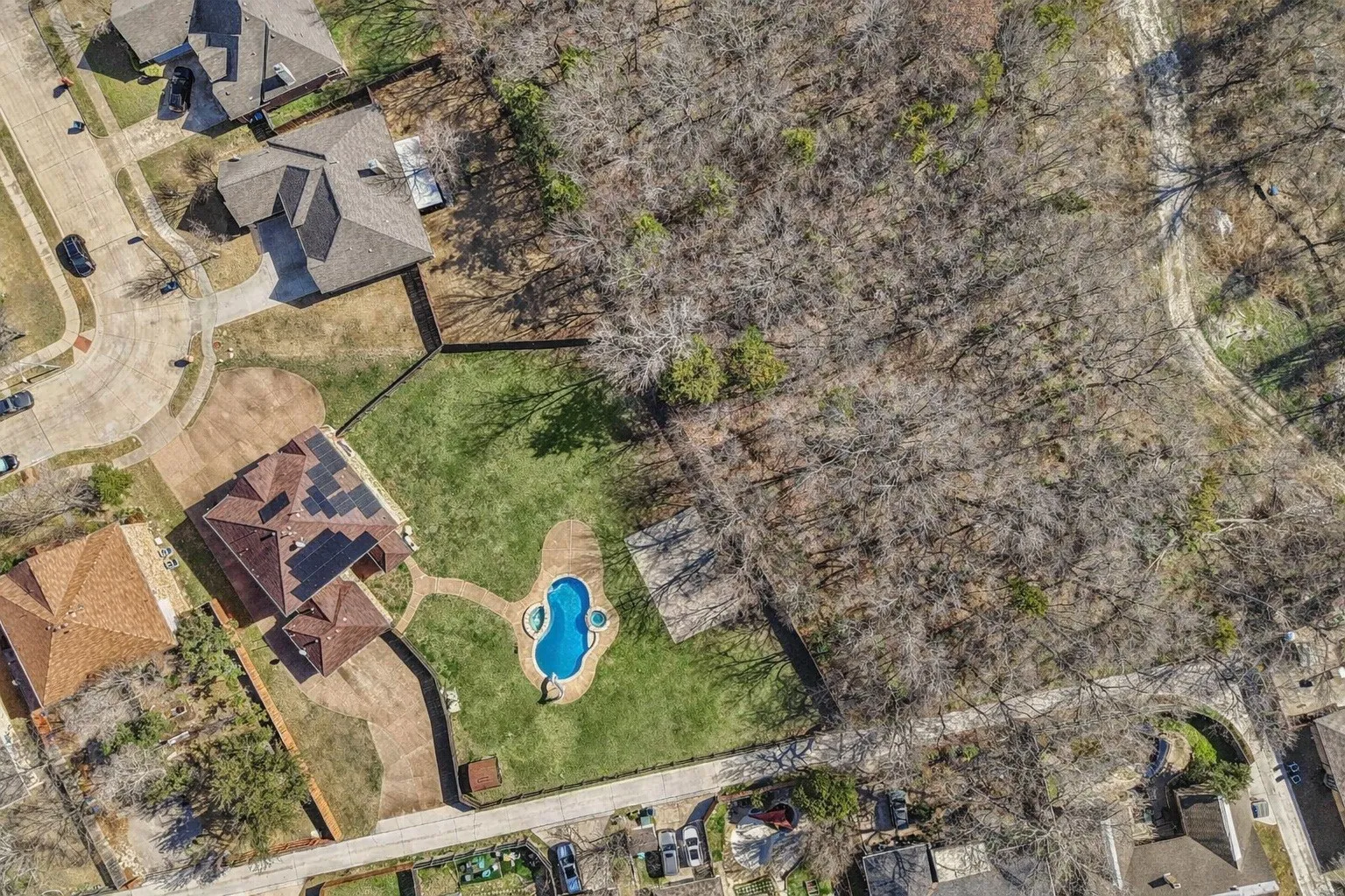 Single Family Residence For Sale in Dallas County , 601 Belclaire Terrace, De Soto, Texas 75115, 5 Bedroom, 4 Bathroom, 3 Garage spaces, 4,098 Sqft, built in 2003, mls#21185326, Real Estate Agent in De Soto, Homes For Sale in Dallas county, Homes For Sale in De Soto, Realtor in De Soto Texas, Real Estate Brokerage Independent Realty Texas, Luminita Cordes Realtor