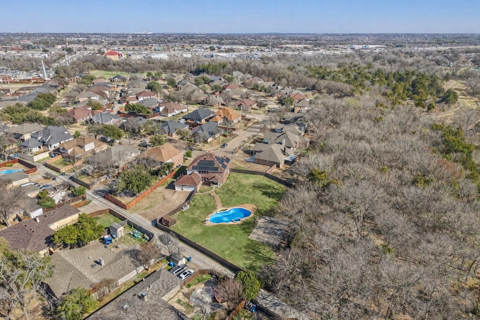 Single Family Residence For Sale in Dallas County , 601 Belclaire Terrace, De Soto, Texas 75115, 5 Bedroom, 4 Bathroom, 3 Garage spaces, 4,098 Sqft, built in 2003, mls#21185326, Real Estate Agent in De Soto, Homes For Sale in Dallas county, Homes For Sale in De Soto, Realtor in De Soto Texas, Real Estate Brokerage Independent Realty Texas, Luminita Cordes Realtor