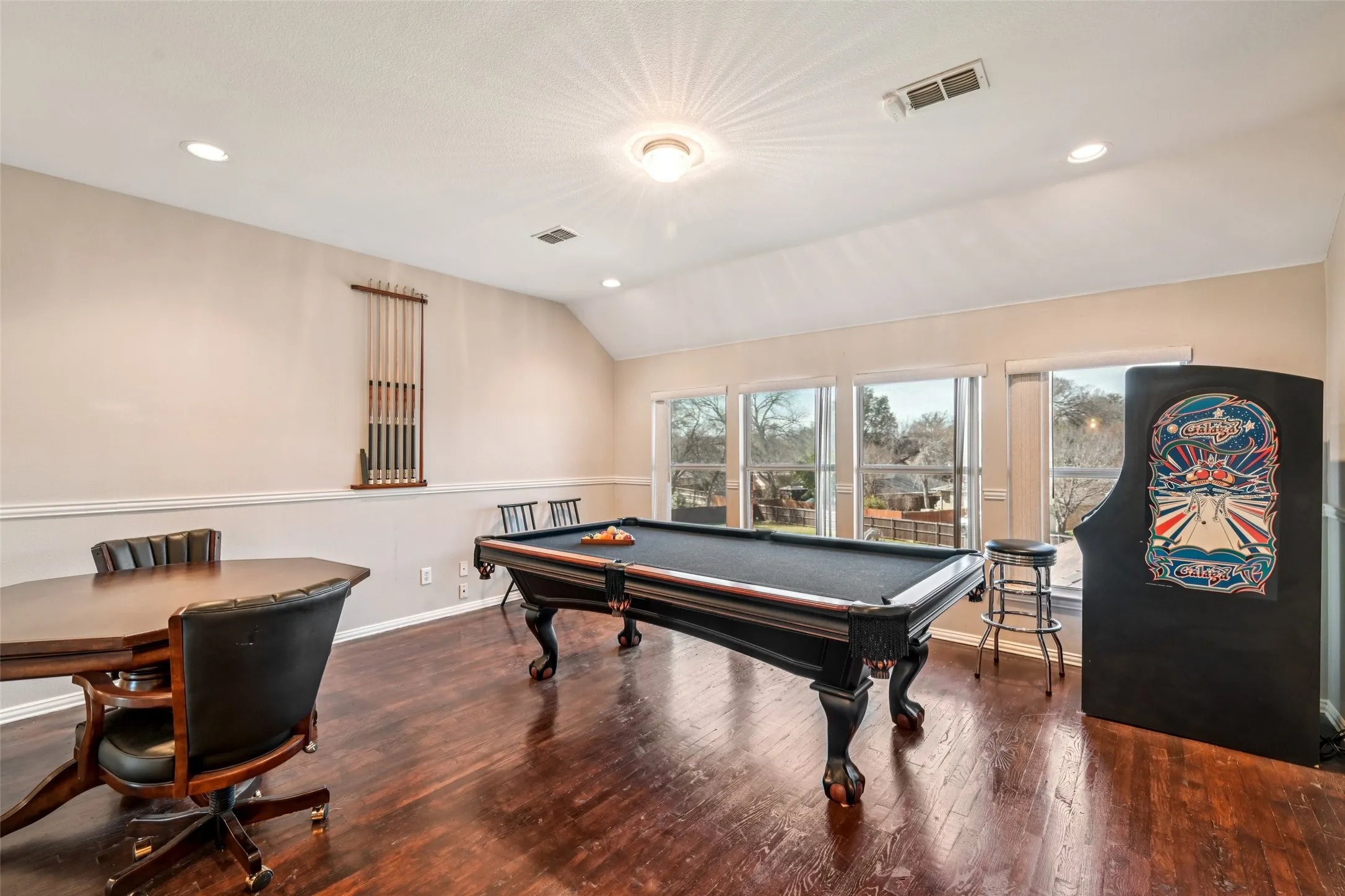 Single Family Residence For Sale in Dallas County , 601 Belclaire Terrace, De Soto, Texas 75115, 5 Bedroom, 4 Bathroom, 3 Garage spaces, 4,098 Sqft, built in 2003, mls#21185326, Real Estate Agent in De Soto, Homes For Sale in Dallas county, Homes For Sale in De Soto, Realtor in De Soto Texas, Real Estate Brokerage Independent Realty Texas, Luminita Cordes Realtor