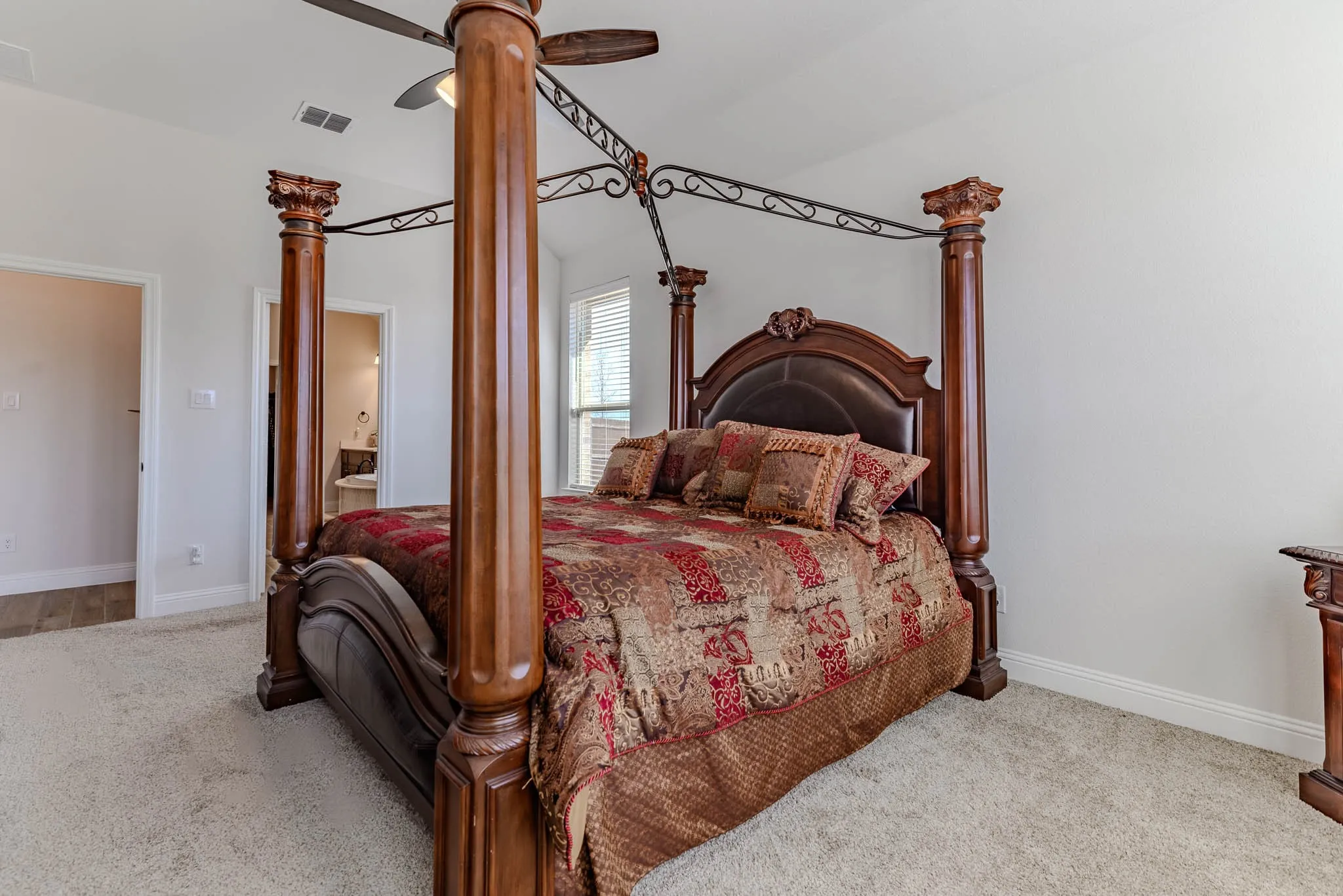 Single Family Residence For Sale in Johnson County , 12729 Caliber Drive, Godley, Texas 76044, 4 Bedroom, 3 Bathroom, 2 Garage spaces, 2,651 Sqft, built in 2024, Preowned, mls#21183720, Real Estate Agent in Godley, Homes For Sale in Johnson county, Homes For Sale in Godley, Realtor in Godley Texas, Real Estate Brokerage Independent Realty Texas, Luminita Cordes Realtor
