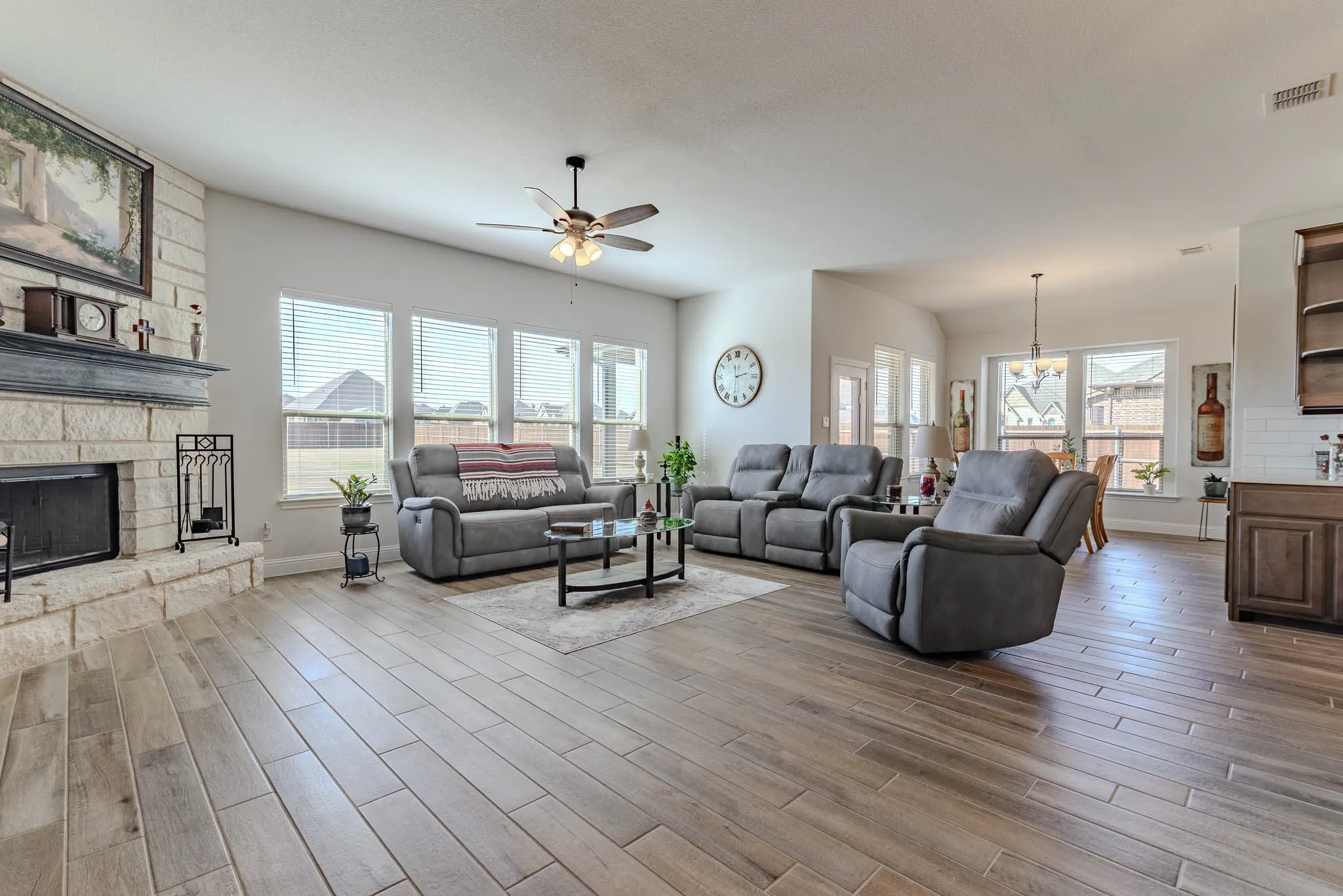 Single Family Residence For Sale in Johnson County , 12729 Caliber Drive, Godley, Texas 76044, 4 Bedroom, 3 Bathroom, 2 Garage spaces, 2,651 Sqft, built in 2024, Preowned, mls#21183720, Real Estate Agent in Godley, Homes For Sale in Johnson county, Homes For Sale in Godley, Realtor in Godley Texas, Real Estate Brokerage Independent Realty Texas, Luminita Cordes Realtor