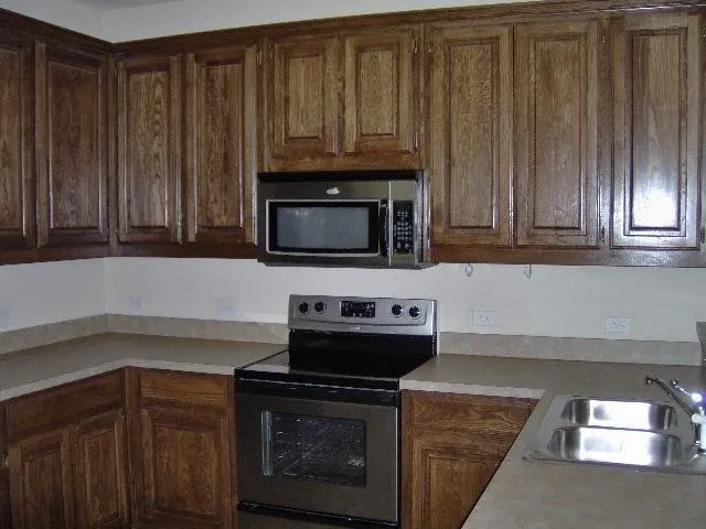 Townhouse For Rent in Denton County , 5413 Soledad Drive, Denton, Texas 76208, 3 Bedrooms, 3 Bathrooms, 2 Garage spaces, 1,672 Sqft, built in 2007, Price $1,950, mls#21185598, Real Estate Agent in Denton, Homes For Rent in Denton county, Homes For Rent in Denton, Realtor in Denton Texas, Real Estate Brokerage Independent Realty Texas, Luminita Cordes Realtor
