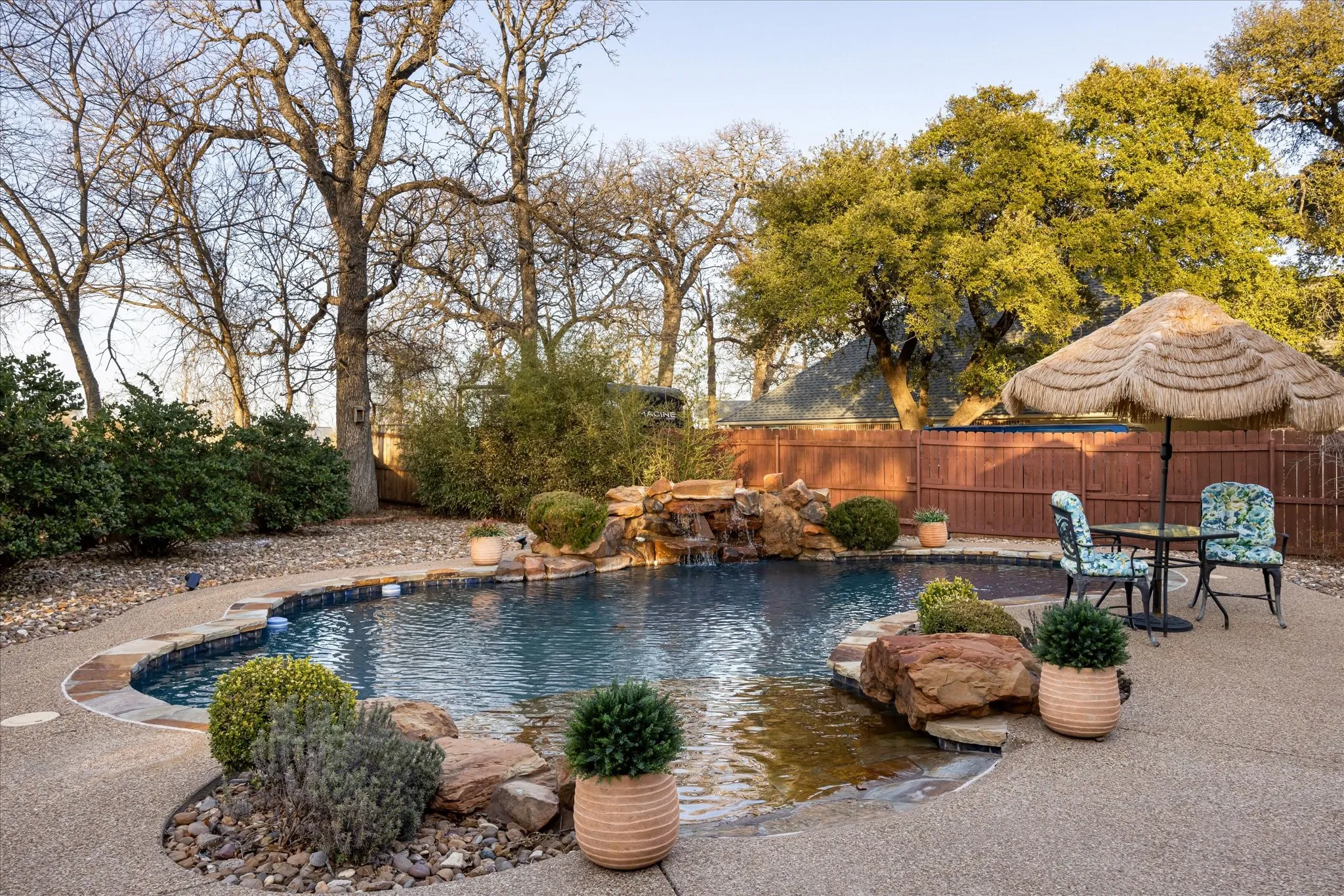 Single Family Residence For Sale in Hood County , 3100 Rim Rock Court, Granbury, Texas 76049, 3 Bedroom, 3 Bathroom, 3 Garage spaces, 2,462 Sqft, built in 2006, Preowned, mls#21183487, Real Estate Agent in Granbury, Homes For Sale in Hood county, Homes For Sale in Granbury, Realtor in Granbury Texas, Real Estate Brokerage Independent Realty Texas, Luminita Cordes Realtor