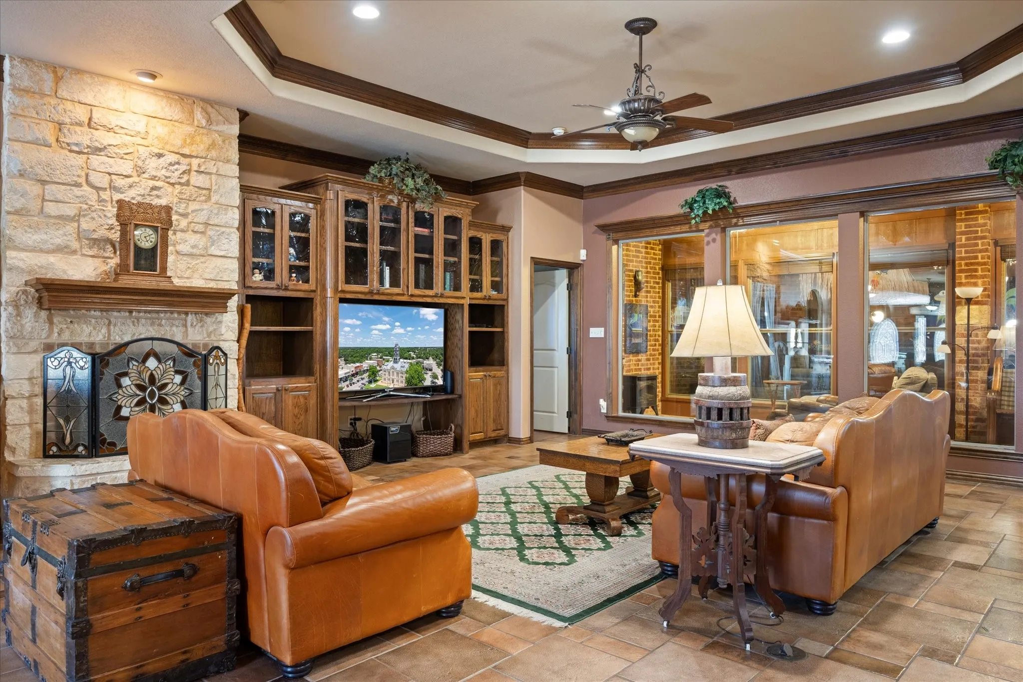 Single Family Residence For Sale in Hood County , 3100 Rim Rock Court, Granbury, Texas 76049, 3 Bedroom, 3 Bathroom, 3 Garage spaces, 2,462 Sqft, built in 2006, Preowned, mls#21183487, Real Estate Agent in Granbury, Homes For Sale in Hood county, Homes For Sale in Granbury, Realtor in Granbury Texas, Real Estate Brokerage Independent Realty Texas, Luminita Cordes Realtor