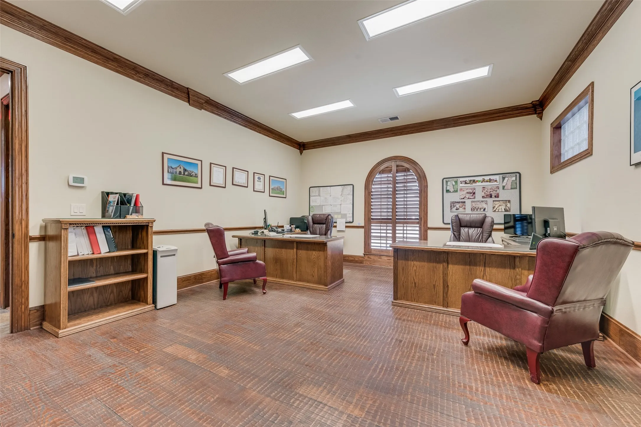 Office For Sale in Kaufman County , 408 Pinson Road, Forney, Texas 75126, 0, 0, Garage spaces, 0 Sqft, built in 2007, Preowned, mls#21178712, Real Estate Agent in Forney, Homes For Sale in Kaufman county, Homes For Sale in Forney, Realtor in Forney Texas, Real Estate Brokerage Independent Realty Texas, Luminita Cordes Realtor