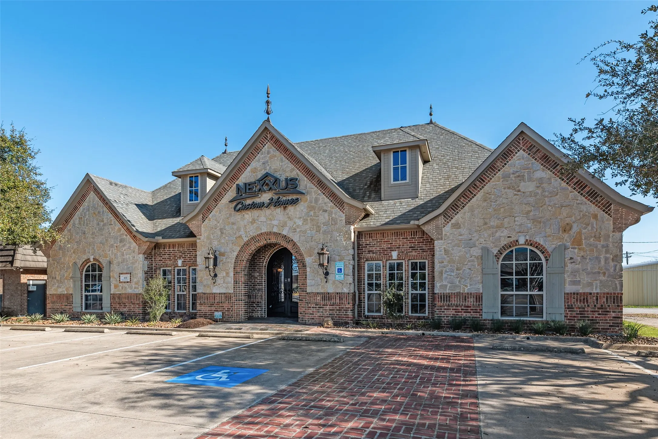 Office For Sale in Kaufman County , 408 Pinson Road, Forney, Texas 75126, 0, 0, Garage spaces, 0 Sqft, built in 2007, Preowned, mls#21178712, Real Estate Agent in Forney, Homes For Sale in Kaufman county, Homes For Sale in Forney, Realtor in Forney Texas, Real Estate Brokerage Independent Realty Texas, Luminita Cordes Realtor