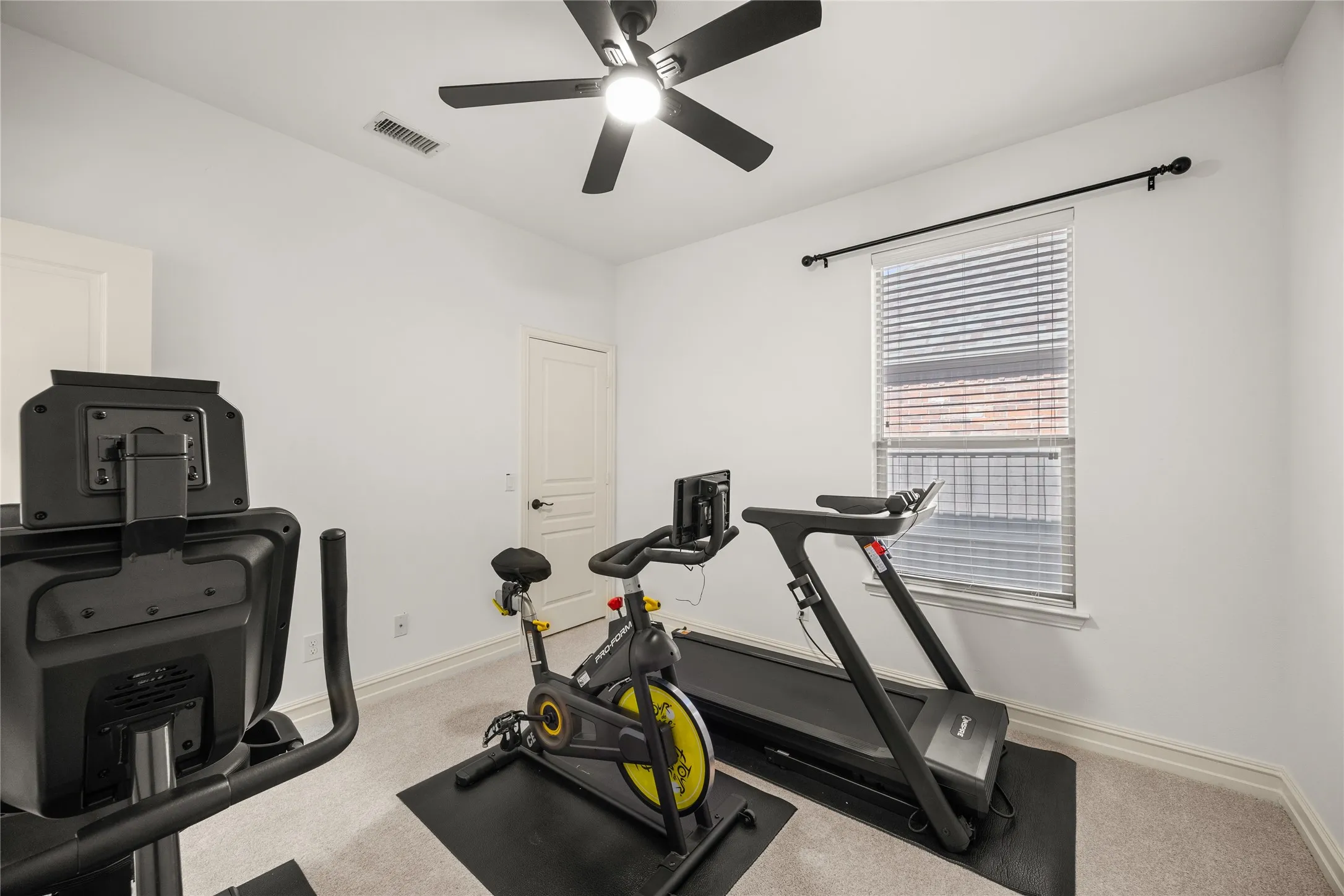 Single Family Residence For Sale in Collin County , 1995 Verde Court, Allen, Texas 75013, 4 Bedrooms, 3 Bathrooms, 2 Garage spaces, 2,538 Sqft, built in 2012, Preowned, Price $624,900, mls#21179147, Real Estate Agent in Allen, Homes For Sale in Collin county, Homes For Sale in Allen, Realtor in Allen Texas, Real Estate Brokerage Independent Realty Texas, Luminita Cordes Realtor