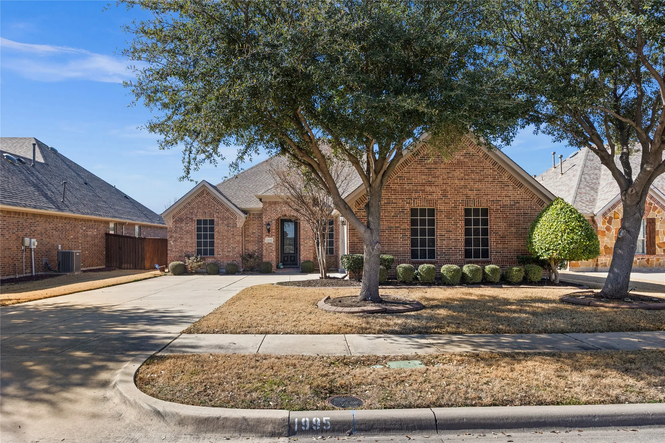 Single Family Residence For Sale in Collin County , 1995 Verde Court, Allen, Texas 75013, 4 Bedrooms, 3 Bathrooms, 2 Garage spaces, 2,538 Sqft, built in 2012, Preowned, Price $624,900, mls#21179147, Real Estate Agent in Allen, Homes For Sale in Collin county, Homes For Sale in Allen, Realtor in Allen Texas, Real Estate Brokerage Independent Realty Texas, Luminita Cordes Realtor