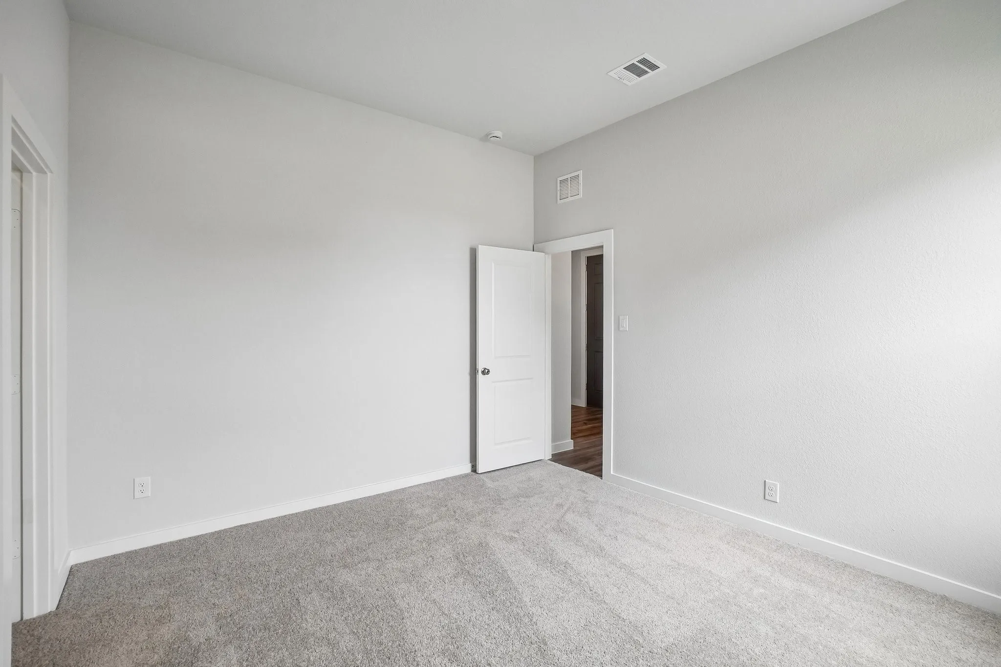 Single Family Residence For Sale in Kaufman County , 615 Landry Lane, Forney, Texas 75126, 4 Bedroom, 3 Bathroom, 3 Garage spaces, 2,668 Sqft, built in 2026, New Construction - Incomplete, mls#21185675, Real Estate Agent in Forney, Homes For Sale in Kaufman county, Homes For Sale in Forney, Realtor in Forney Texas, Real Estate Brokerage Independent Realty Texas, Luminita Cordes Realtor