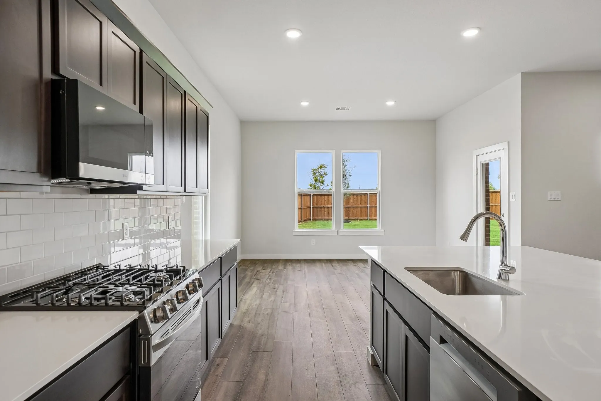 Single Family Residence For Sale in Kaufman County , 615 Landry Lane, Forney, Texas 75126, 4 Bedroom, 3 Bathroom, 3 Garage spaces, 2,668 Sqft, built in 2026, New Construction - Incomplete, mls#21185675, Real Estate Agent in Forney, Homes For Sale in Kaufman county, Homes For Sale in Forney, Realtor in Forney Texas, Real Estate Brokerage Independent Realty Texas, Luminita Cordes Realtor