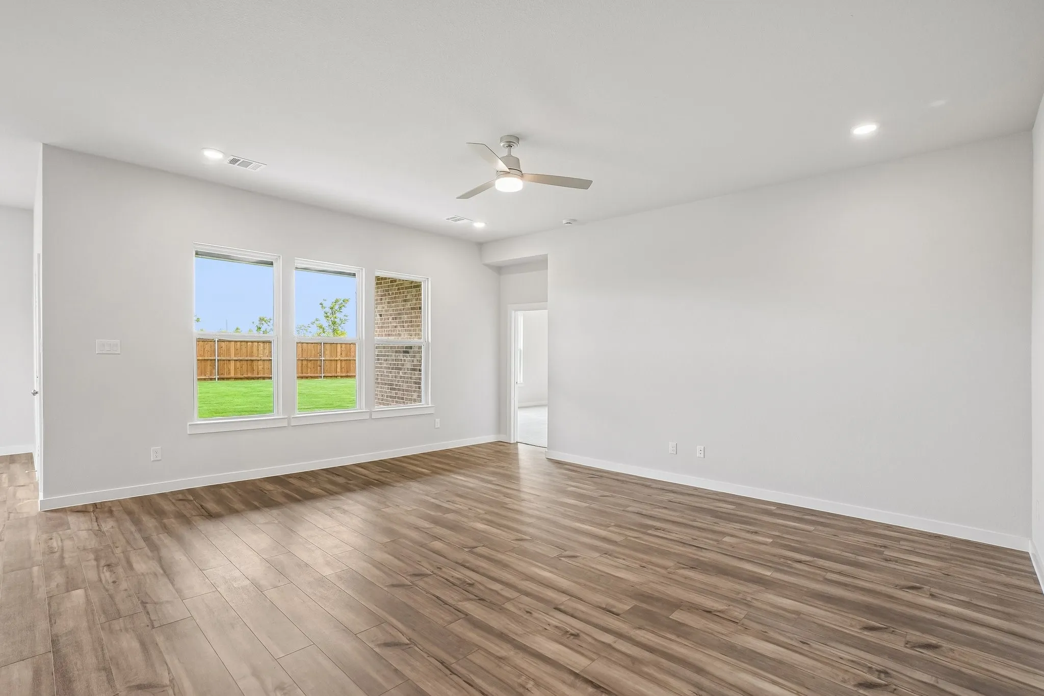 Single Family Residence For Sale in Kaufman County , 615 Landry Lane, Forney, Texas 75126, 4 Bedroom, 3 Bathroom, 3 Garage spaces, 2,668 Sqft, built in 2026, New Construction - Incomplete, mls#21185675, Real Estate Agent in Forney, Homes For Sale in Kaufman county, Homes For Sale in Forney, Realtor in Forney Texas, Real Estate Brokerage Independent Realty Texas, Luminita Cordes Realtor