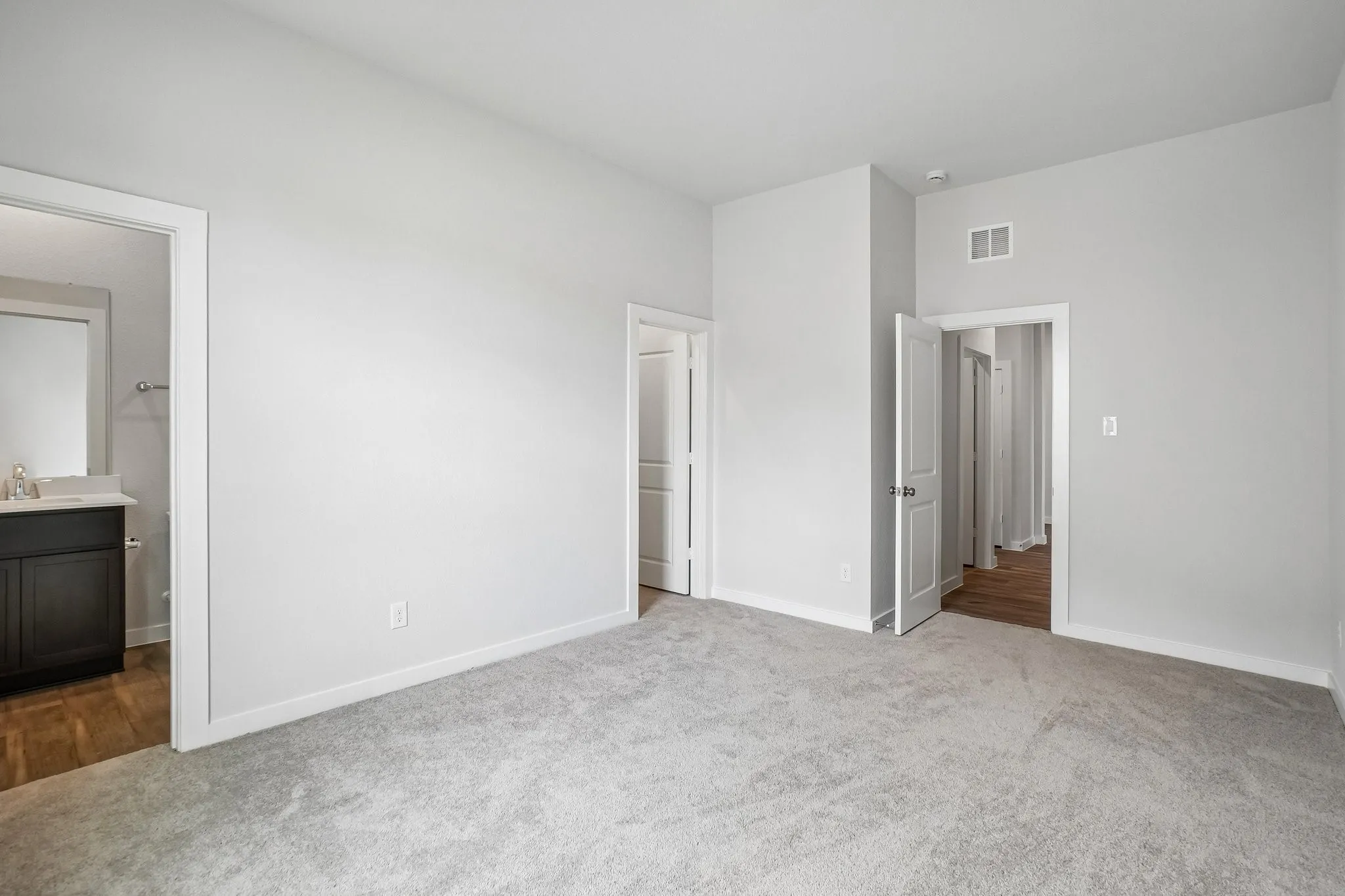 Single Family Residence For Sale in Kaufman County , 615 Landry Lane, Forney, Texas 75126, 4 Bedroom, 3 Bathroom, 3 Garage spaces, 2,668 Sqft, built in 2026, New Construction - Incomplete, mls#21185675, Real Estate Agent in Forney, Homes For Sale in Kaufman county, Homes For Sale in Forney, Realtor in Forney Texas, Real Estate Brokerage Independent Realty Texas, Luminita Cordes Realtor