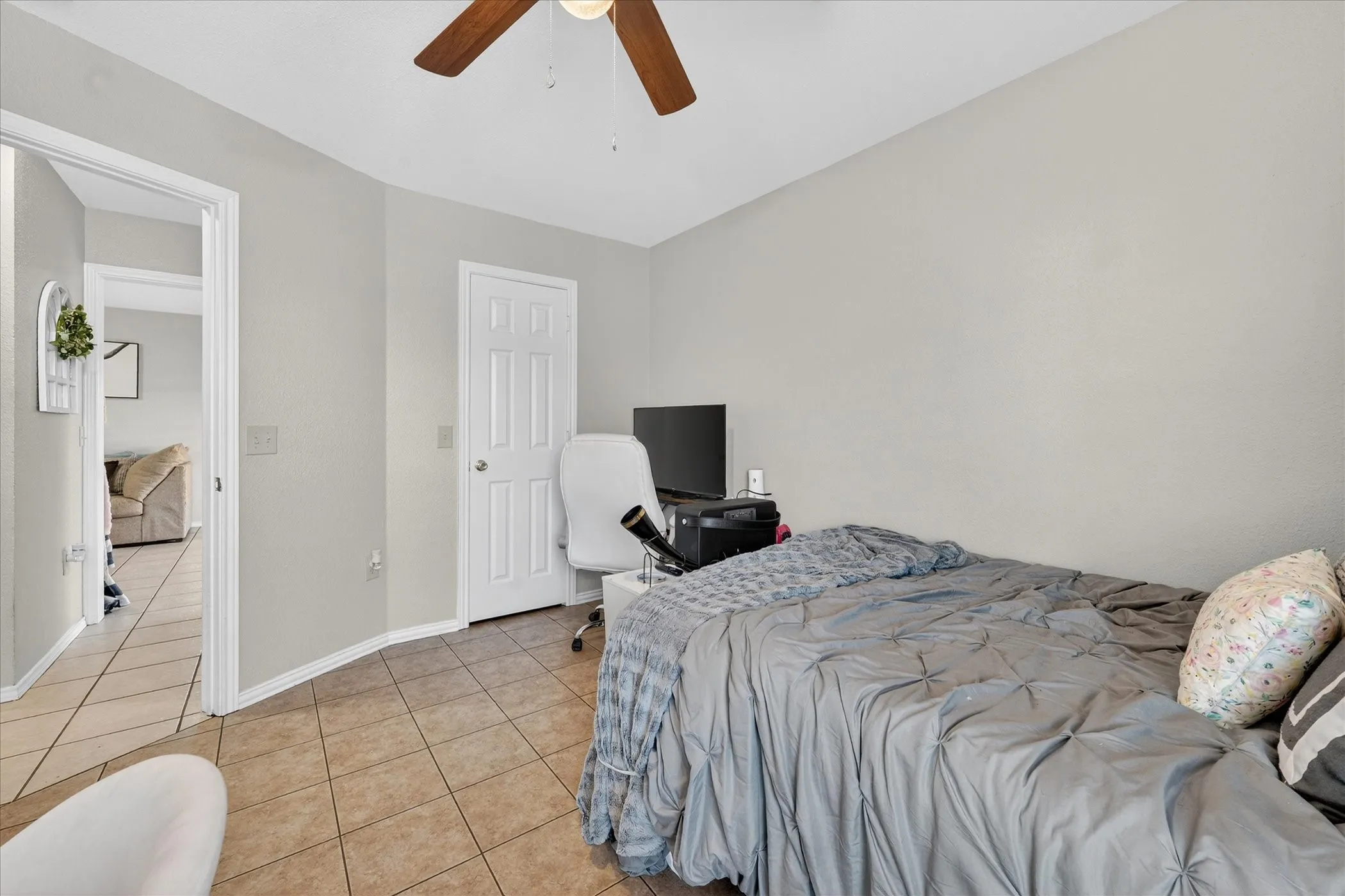 Duplex For Sale in Grayson County , 1185 Greywood Drive, Van Alstyne, Texas 75495, 5 Bedrooms, 4 Bathrooms, 2 Garage spaces, 0 Sqft, built in 2004, Preowned, Price $480,000, mls#21182701, Real Estate Agent in Van Alstyne, Homes For Sale in Grayson county, Homes For Sale in Van Alstyne, Realtor in Van Alstyne Texas, Real Estate Brokerage Independent Realty Texas, Luminita Cordes Realtor