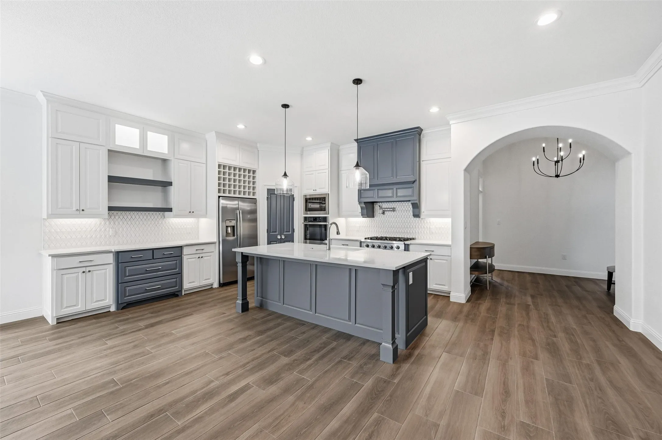 Single Family Residence For Sale in Ellis County , 1645 Ethan Circle, Midlothian, Texas 76065, 3 Bedroom, 2 Bathroom, 2 Garage spaces, 2,730 Sqft, built in 2023, New Construction - Complete, mls#21182412, Real Estate Agent in Midlothian, Homes For Sale in Ellis county, Homes For Sale in Midlothian, Realtor in Midlothian Texas, Real Estate Brokerage Independent Realty Texas, Luminita Cordes Realtor