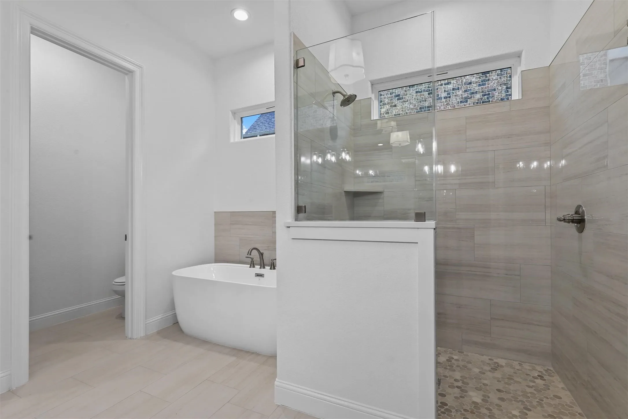 Single Family Residence For Sale in Ellis County , 1645 Ethan Circle, Midlothian, Texas 76065, 3 Bedroom, 2 Bathroom, 2 Garage spaces, 2,730 Sqft, built in 2023, New Construction - Complete, mls#21182412, Real Estate Agent in Midlothian, Homes For Sale in Ellis county, Homes For Sale in Midlothian, Realtor in Midlothian Texas, Real Estate Brokerage Independent Realty Texas, Luminita Cordes Realtor