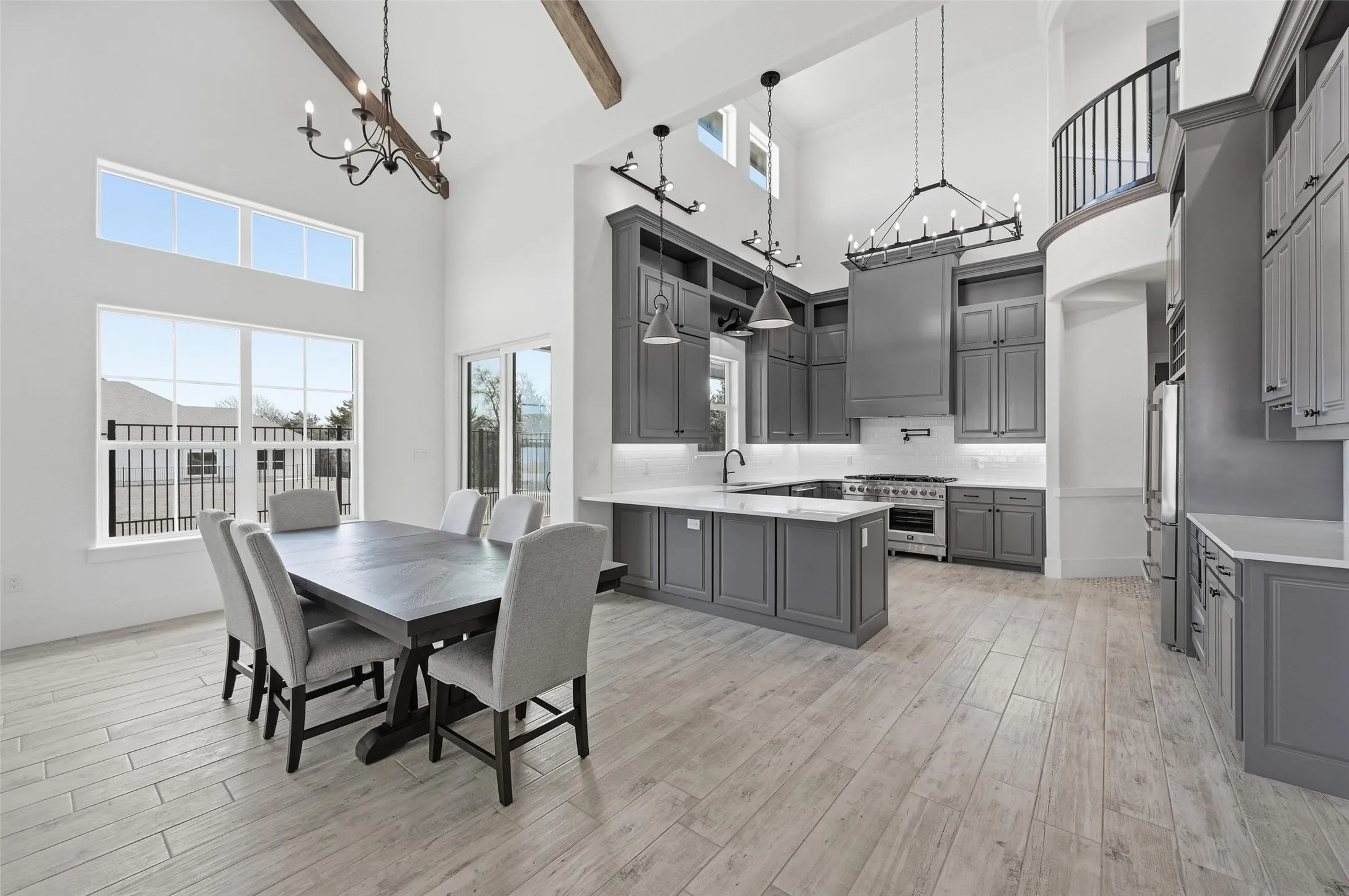 Single Family Residence For Sale in Ellis County , 1657 Ethan Circle, Midlothian, Texas 76065, 3 Bedroom, 3 Bathroom, 2 Garage spaces, 3,152 Sqft, built in 2023, New Construction - Complete, mls#21182403, Real Estate Agent in Midlothian, Homes For Sale in Ellis county, Homes For Sale in Midlothian, Realtor in Midlothian Texas, Real Estate Brokerage Independent Realty Texas, Luminita Cordes Realtor