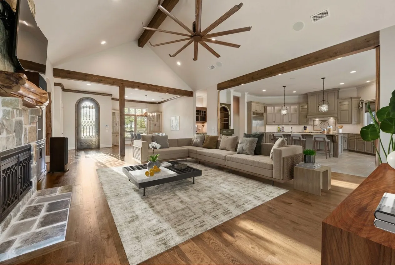 Single Family Residence For Sale in Henderson County , 5581 Nancy Circle, Chandler, Texas 75758, 4 Bedroom, 5 Bathroom, 3 Garage spaces, 6,317 Sqft, built in 2012, Preowned, mls#21163847, Real Estate Agent in Chandler, Homes For Sale in Henderson county, Homes For Sale in Chandler, Realtor in Chandler Texas, Real Estate Brokerage Independent Realty Texas, Luminita Cordes Realtor