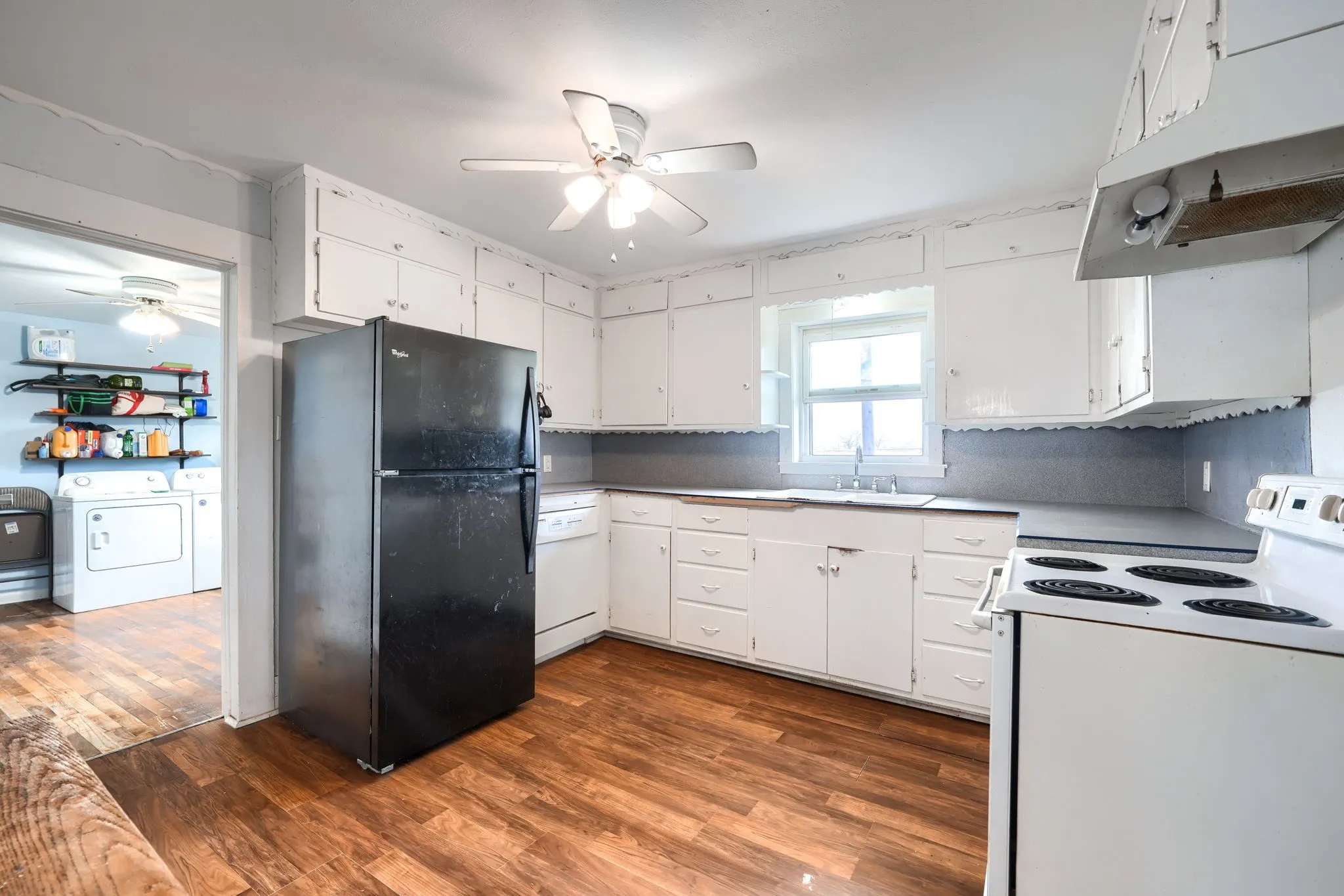 Spacious Kitchen
