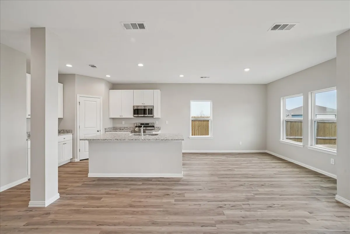 Single Family Residence For Sale in Hunt County , 4812 Delano Street, Greenville, Texas 75401, 4 Bedroom, 3 Bathroom, 2 Garage spaces, 2,110 Sqft, built in 2023, New Construction - Complete, mls#21179218, Real Estate Agent in Greenville, Homes For Sale in Hunt county, Homes For Sale in Greenville, Realtor in Greenville Texas, Real Estate Brokerage Independent Realty Texas, Luminita Cordes Realtor