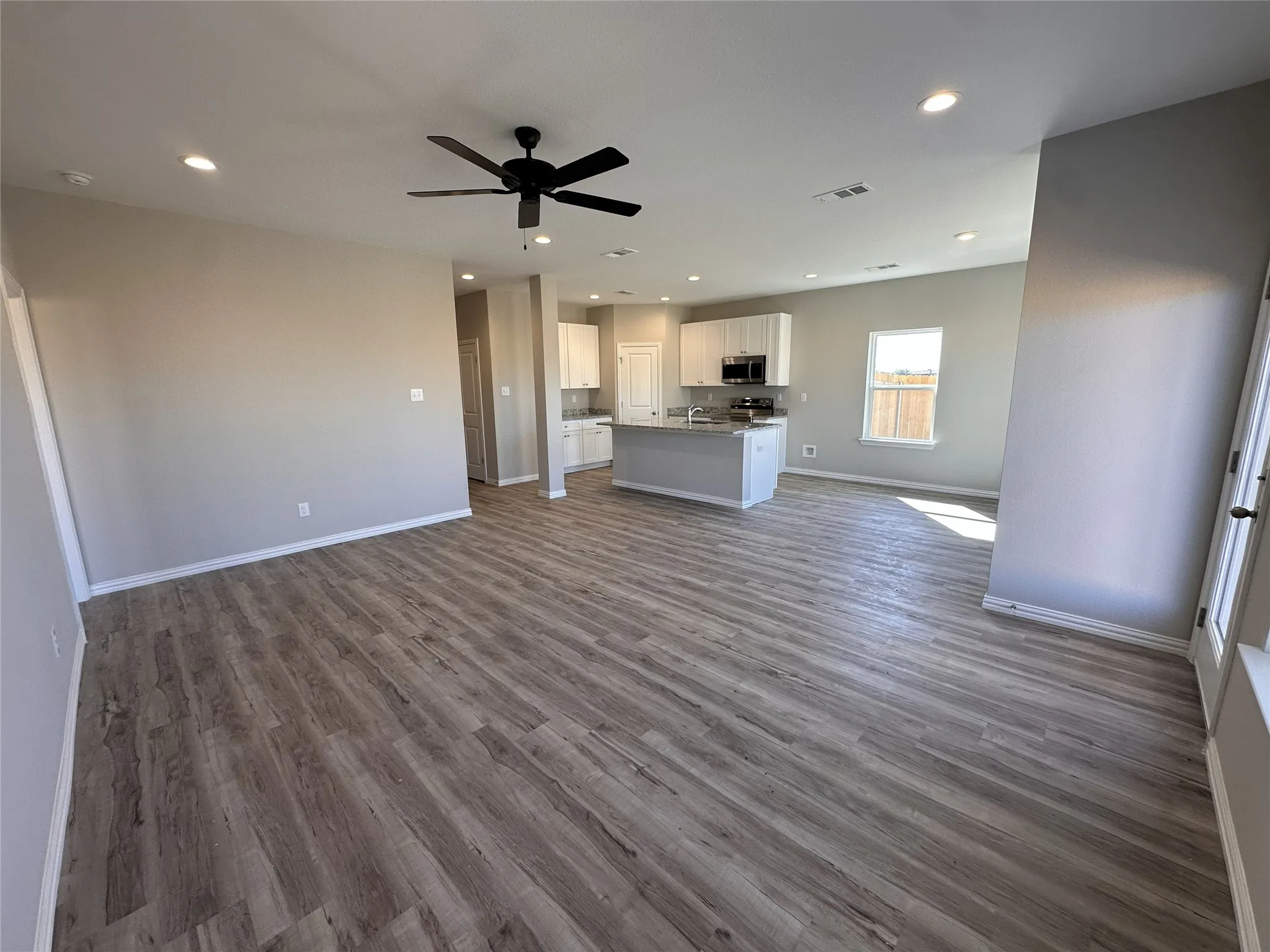 Single Family Residence For Sale in Hunt County , 4812 Delano Street, Greenville, Texas 75401, 4 Bedroom, 3 Bathroom, 2 Garage spaces, 2,110 Sqft, built in 2023, New Construction - Complete, mls#21179218, Real Estate Agent in Greenville, Homes For Sale in Hunt county, Homes For Sale in Greenville, Realtor in Greenville Texas, Real Estate Brokerage Independent Realty Texas, Luminita Cordes Realtor
