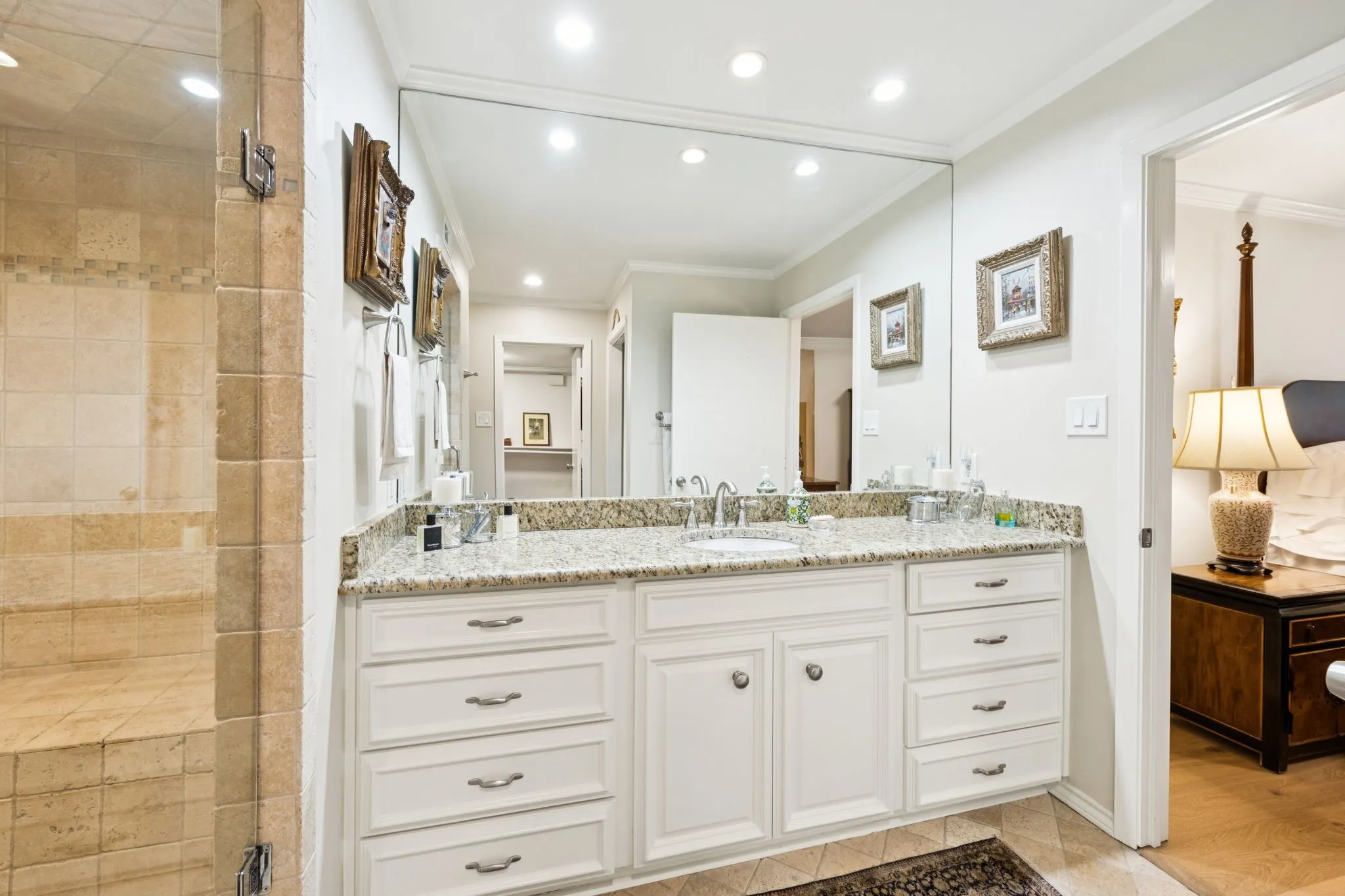 Condominium For Sale in Dallas County , 6227 Bandera Avenue D, Dallas, Texas 75225, 2 Bedrooms, 2 Bathrooms, Garage spaces, 1,503 Sqft, built in 1958, Preowned, Price $380,000, mls#21185737, Real Estate Agent in Dallas, Homes For Sale in Dallas county, Homes For Sale in Dallas, Realtor in Dallas Texas, Real Estate Brokerage Independent Realty Texas, Luminita Cordes Realtor