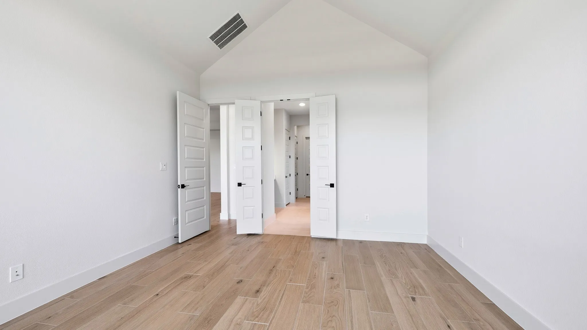 Single Family Residence For Sale in Denton County , 8301 Autumn Sage Trail, Denton, Texas 76205, 4 Bedroom, 5 Bathroom, 3 Garage spaces, 3,080 Sqft, built in 2026, New Construction - Incomplete, mls#21185752, Real Estate Agent in Denton, Homes For Sale in Denton county, Homes For Sale in Denton, Realtor in Denton Texas, Real Estate Brokerage Independent Realty Texas, Luminita Cordes Realtor