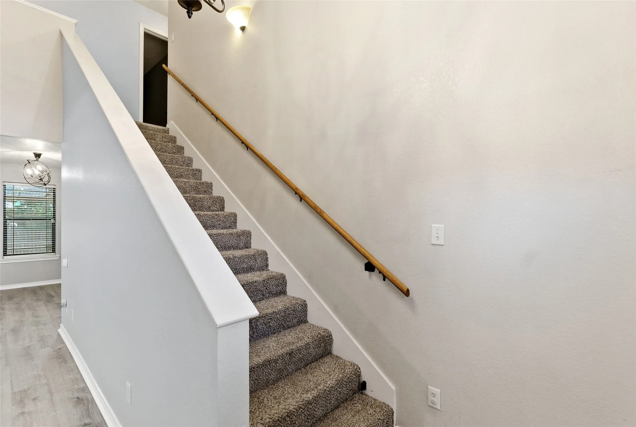 Single Family Residence For Sale in Brazos County , 1112 Hopewell Court, College Station, Texas 77845, 6 Bedroom, 4 Bathroom, Garage spaces, 2,870 Sqft, built in 2008, Preowned, Price $399,000, mls#21183595, Real Estate Agent in College Station, Homes For Sale in Brazos county, Homes For Sale in College Station, Realtor in College Station Texas, Real Estate Brokerage Independent Realty Texas, Luminita Cordes Realtor