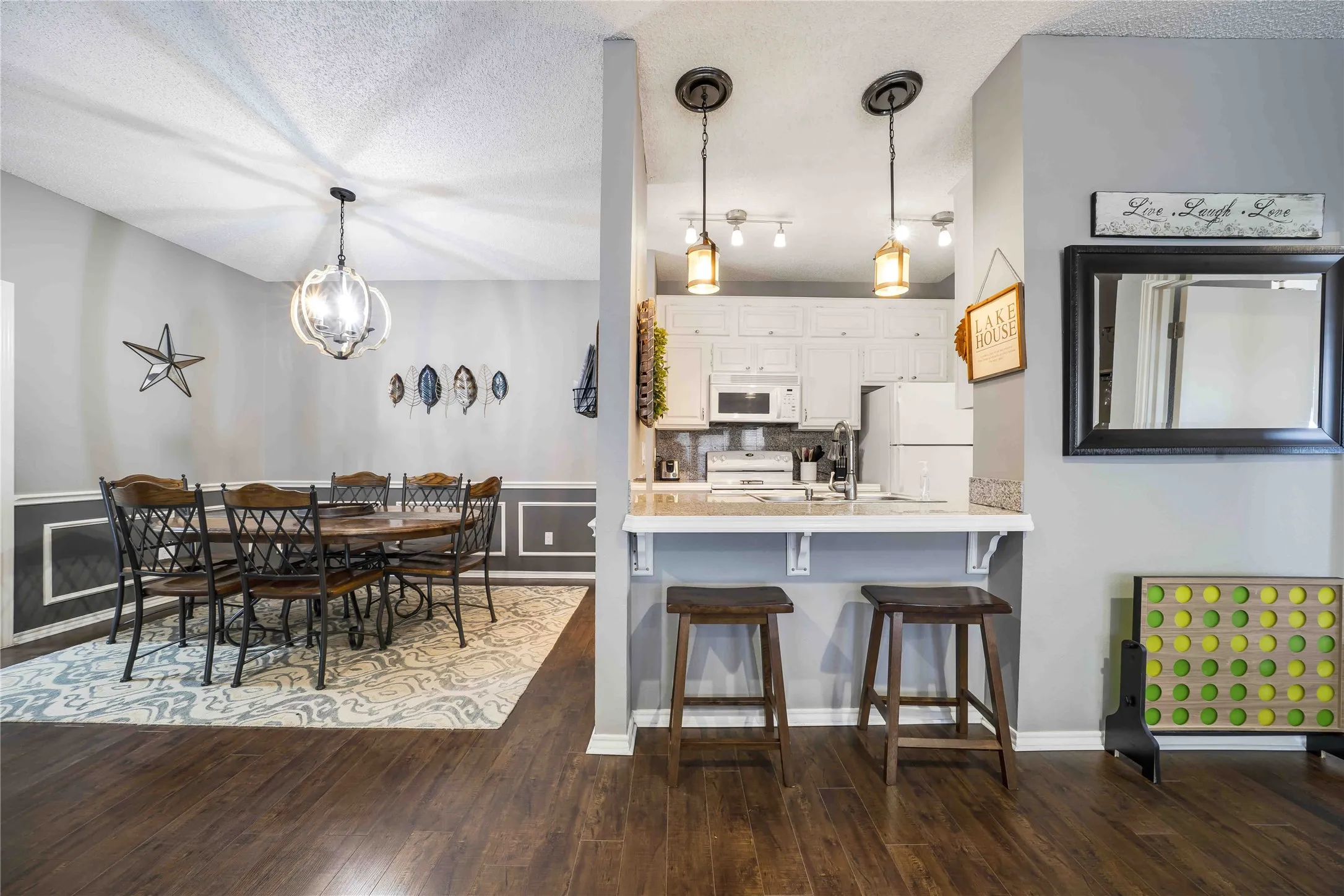 Condominium For Sale in Grayson County , 2164 Tanglewood Boulevard C215, Pottsboro, Texas 75076, 2 Bedroom, 3 Bathroom, Garage spaces, 1,251 Sqft, built in 1985, Preowned, mls#21184985, Real Estate Agent in Pottsboro, Homes For Sale in Grayson county, Homes For Sale in Pottsboro, Realtor in Pottsboro Texas, Real Estate Brokerage Independent Realty Texas, Luminita Cordes Realtor