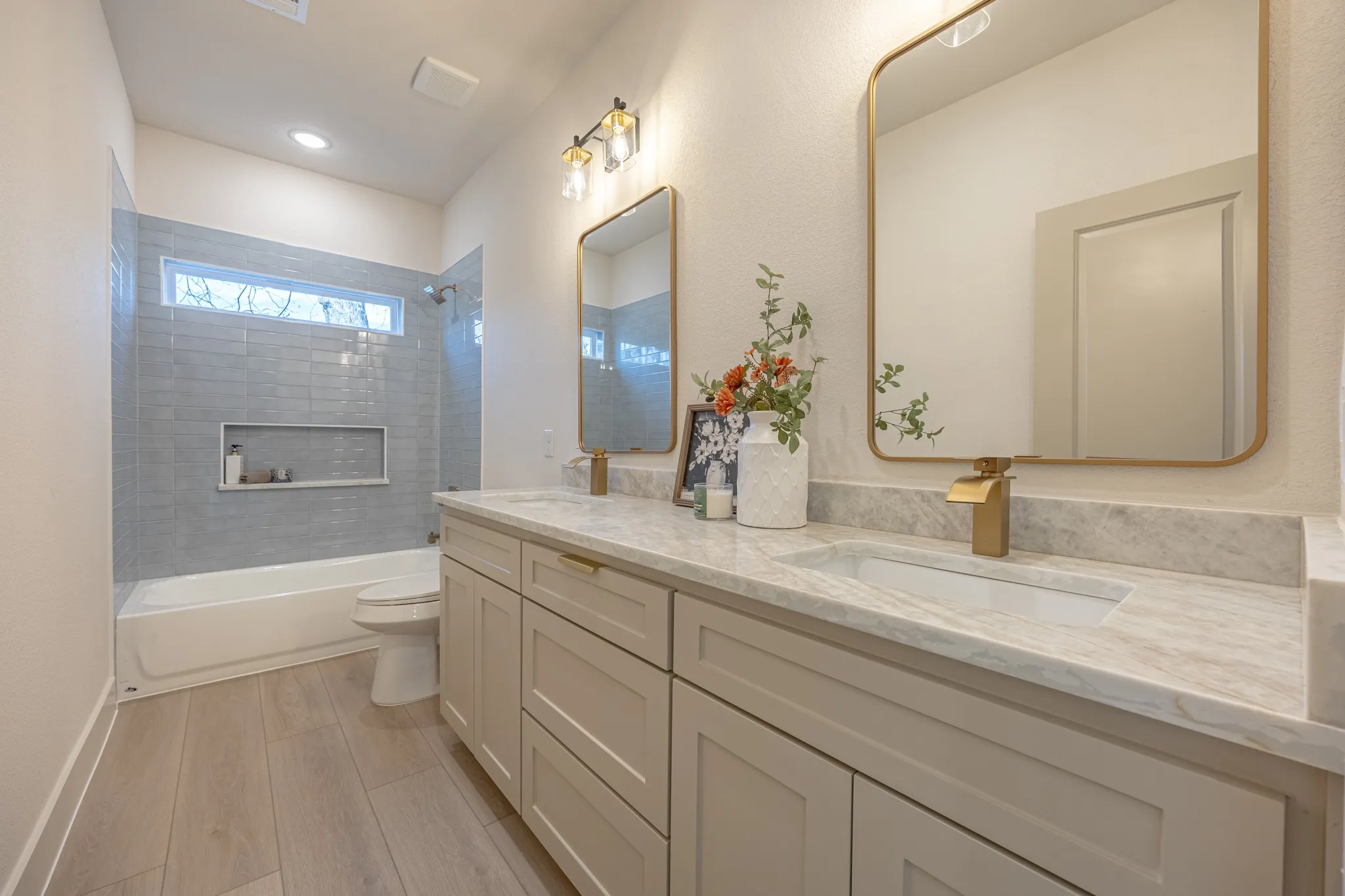 Single Family Residence For Sale in Tarrant County , 617 E Ramsey Avenue, Fort Worth, Texas 76104, 4 Bedroom, 3 Bathroom, 2 Garage spaces, 1,966 Sqft, built in 2026, mls#21185686, Real Estate Agent in Fort Worth, Homes For Sale in Tarrant county, Homes For Sale in Fort Worth, Realtor in Fort Worth Texas, Real Estate Brokerage Independent Realty Texas, Luminita Cordes Realtor