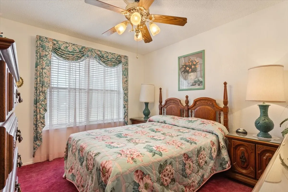 Single Family Residence For Sale in Mc Lennan County , 646 Winding Oaks, Waco, Texas 76705, 3 Bedroom, 2 Bathroom, 2 Garage spaces, 3,024 Sqft, built in 1986, mls#21183030, Real Estate Agent in Waco, Homes For Sale in Mc Lennan county, Homes For Sale in Waco, Realtor in Waco Texas, Real Estate Brokerage Independent Realty Texas, Luminita Cordes Realtor
