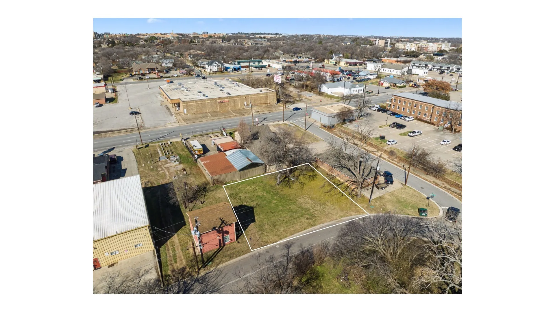 Unimproved Land For Sale in Denton County , 606 Wainwright Street, Denton, Texas 76201, 0, 0, Garage spaces, 0 Sqft, built in 0, mls#21185424, Real Estate Agent in Denton, Homes For Sale in Denton county, Homes For Sale in Denton, Realtor in Denton Texas, Real Estate Brokerage Independent Realty Texas, Luminita Cordes Realtor
