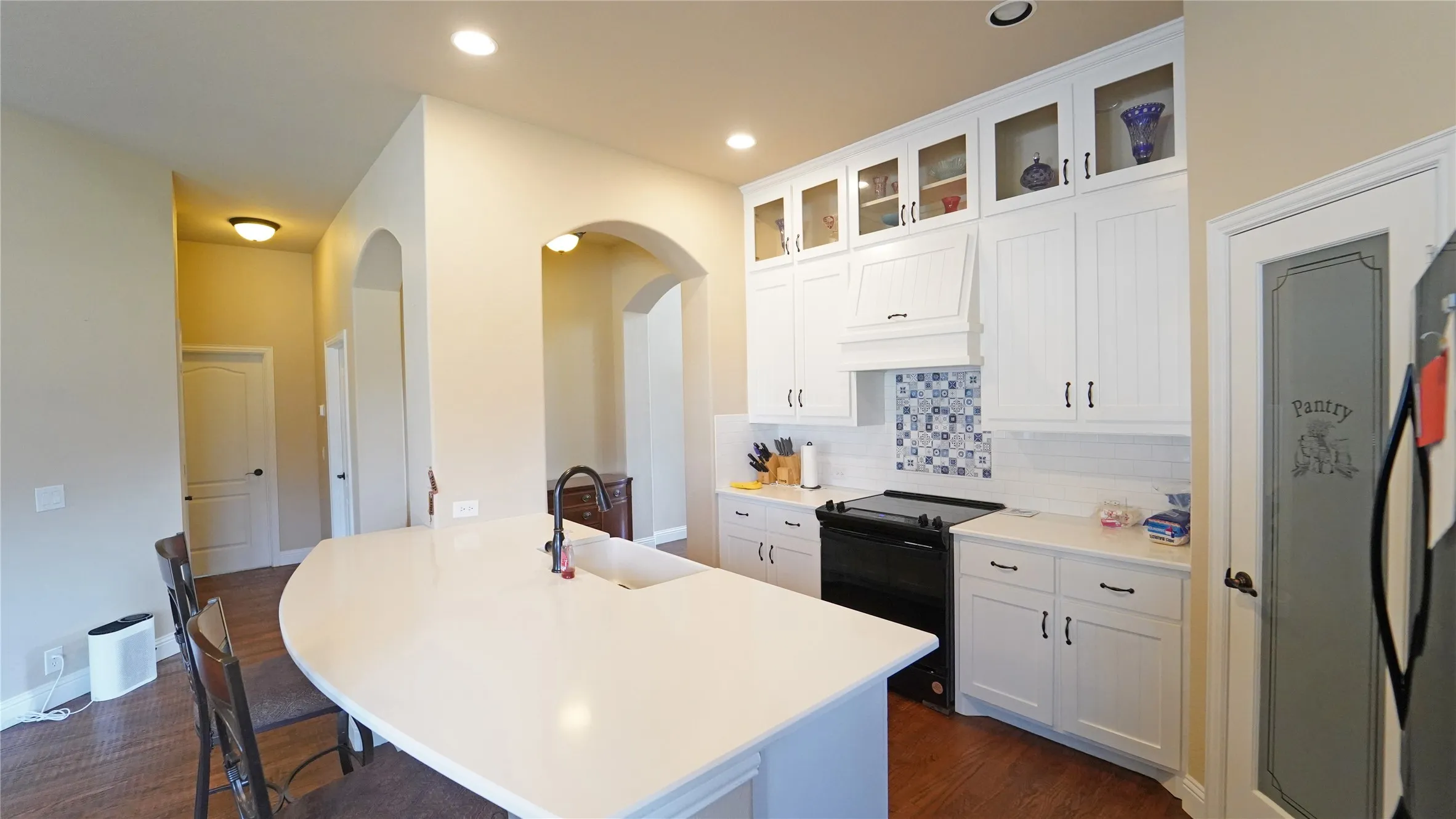 Single Family Residence For Sale in Parker County , 1901 Bay Laurel Drive, Weatherford, Texas 76086, 4 Bedroom, 3 Bathroom, 2 Garage spaces, 2,617 Sqft, built in 2013, Preowned, mls#21184726, Real Estate Agent in Weatherford, Homes For Sale in Parker county, Homes For Sale in Weatherford, Realtor in Weatherford Texas, Real Estate Brokerage Independent Realty Texas, Luminita Cordes Realtor