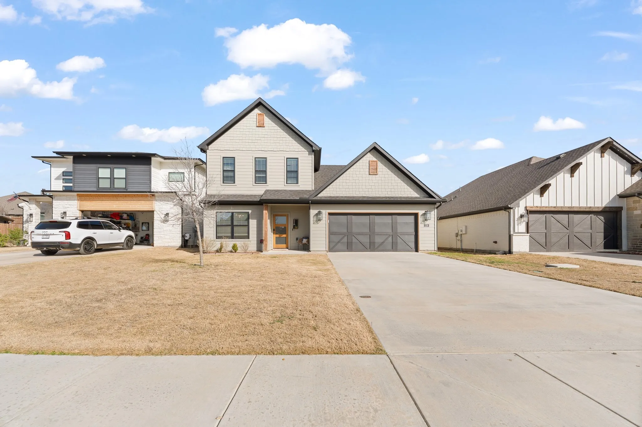 Single Family Residence For Sale in Johnson County , 116 William Lane, Godley, Texas 76044, 4 Bedroom, 3 Bathroom, 2 Garage spaces, 2,422 Sqft, built in 2023, mls#21185865, Real Estate Agent in Godley, Homes For Sale in Johnson county, Homes For Sale in Godley, Realtor in Godley Texas, Real Estate Brokerage Independent Realty Texas, Luminita Cordes Realtor