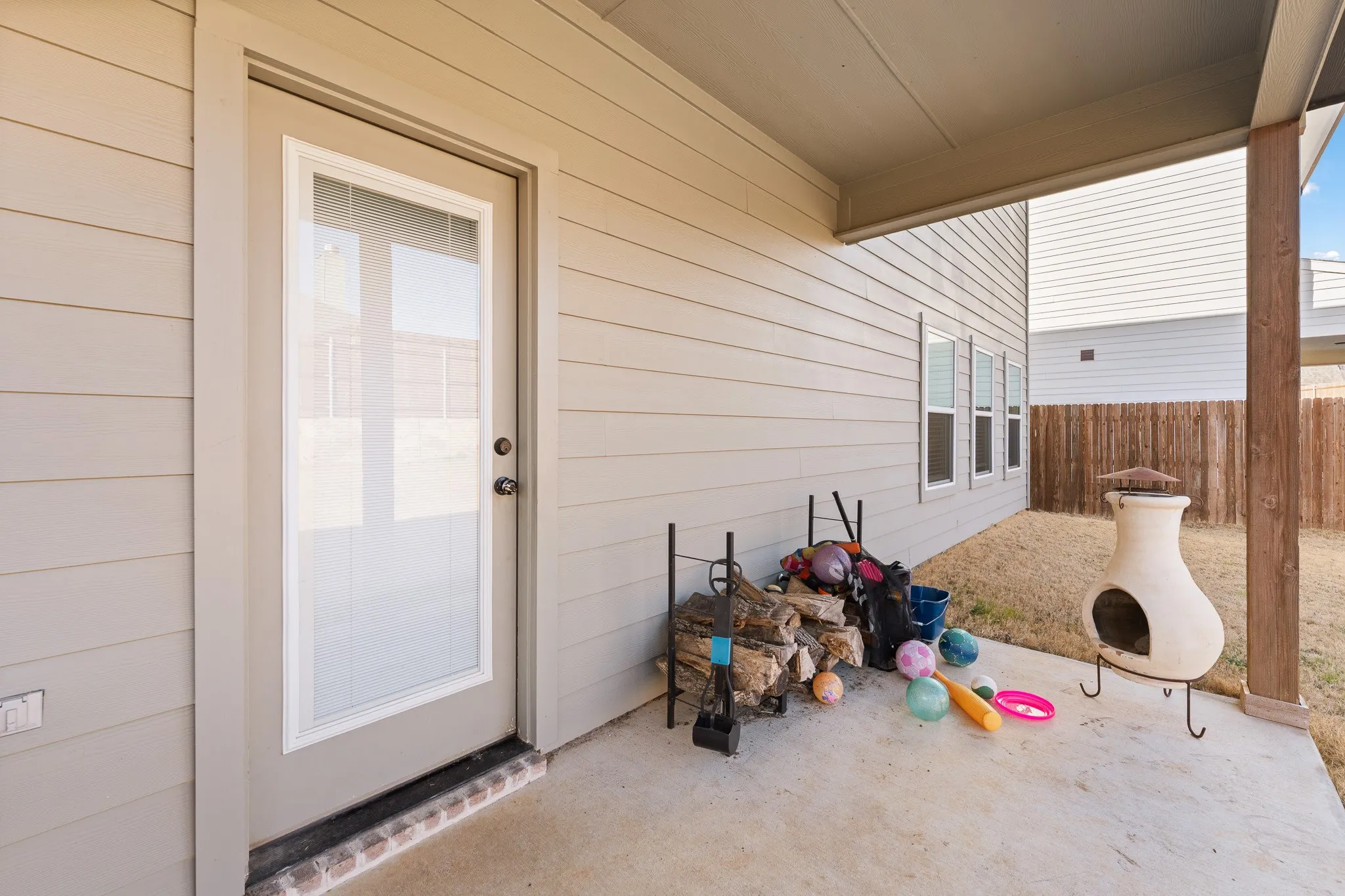 Single Family Residence For Sale in Johnson County , 116 William Lane, Godley, Texas 76044, 4 Bedroom, 3 Bathroom, 2 Garage spaces, 2,422 Sqft, built in 2023, mls#21185865, Real Estate Agent in Godley, Homes For Sale in Johnson county, Homes For Sale in Godley, Realtor in Godley Texas, Real Estate Brokerage Independent Realty Texas, Luminita Cordes Realtor